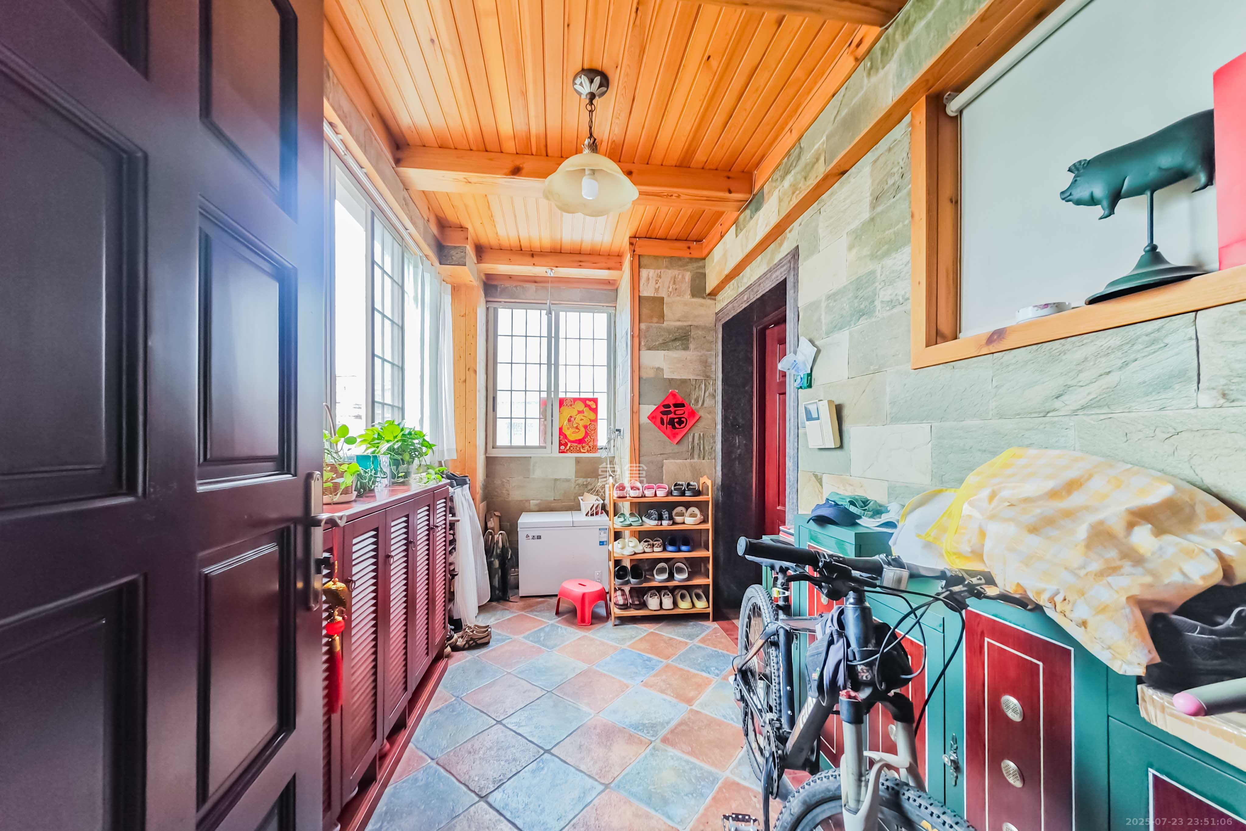 城市山水豪园(山水城市风景) 4室2厅2卫 113.0万 城市山水豪园(山水城市风景) 4室2厅2卫 113.0万其他