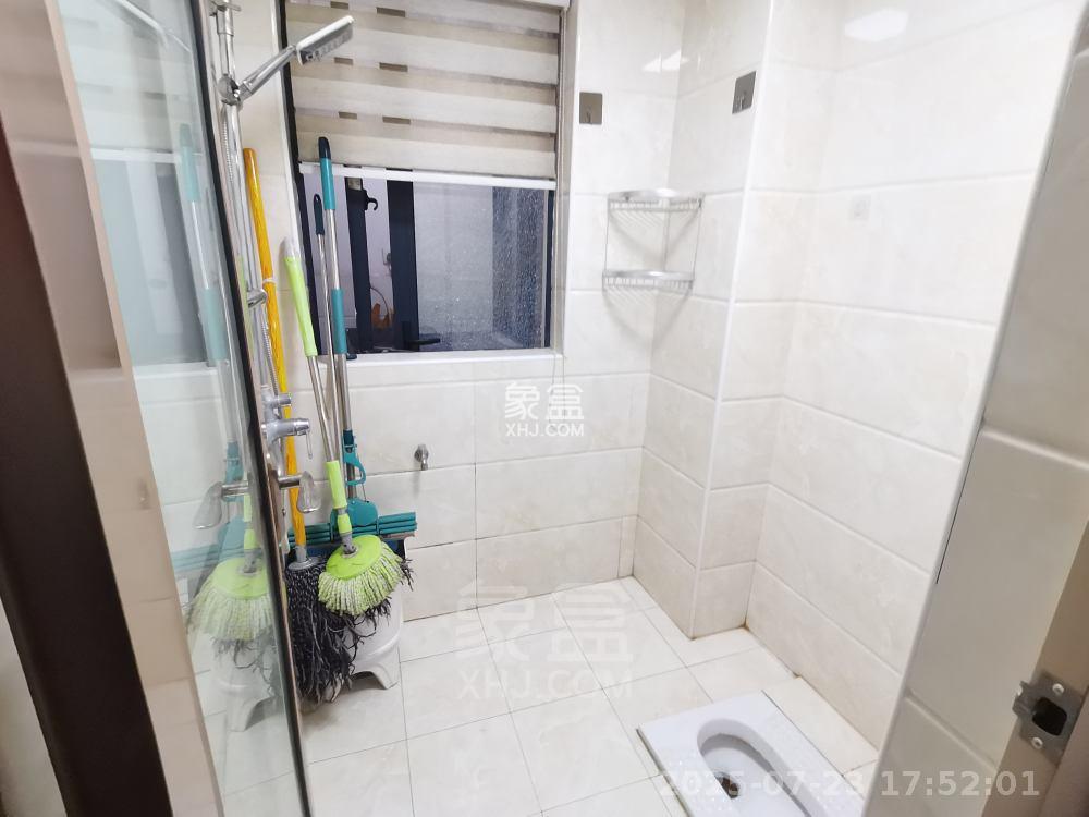 中建御山和苑  3室2厅1卫   2000.00元/月室内图
