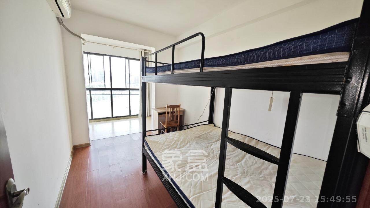 长大卧琥  3室2厅2卫   2900.00元/月室内图
