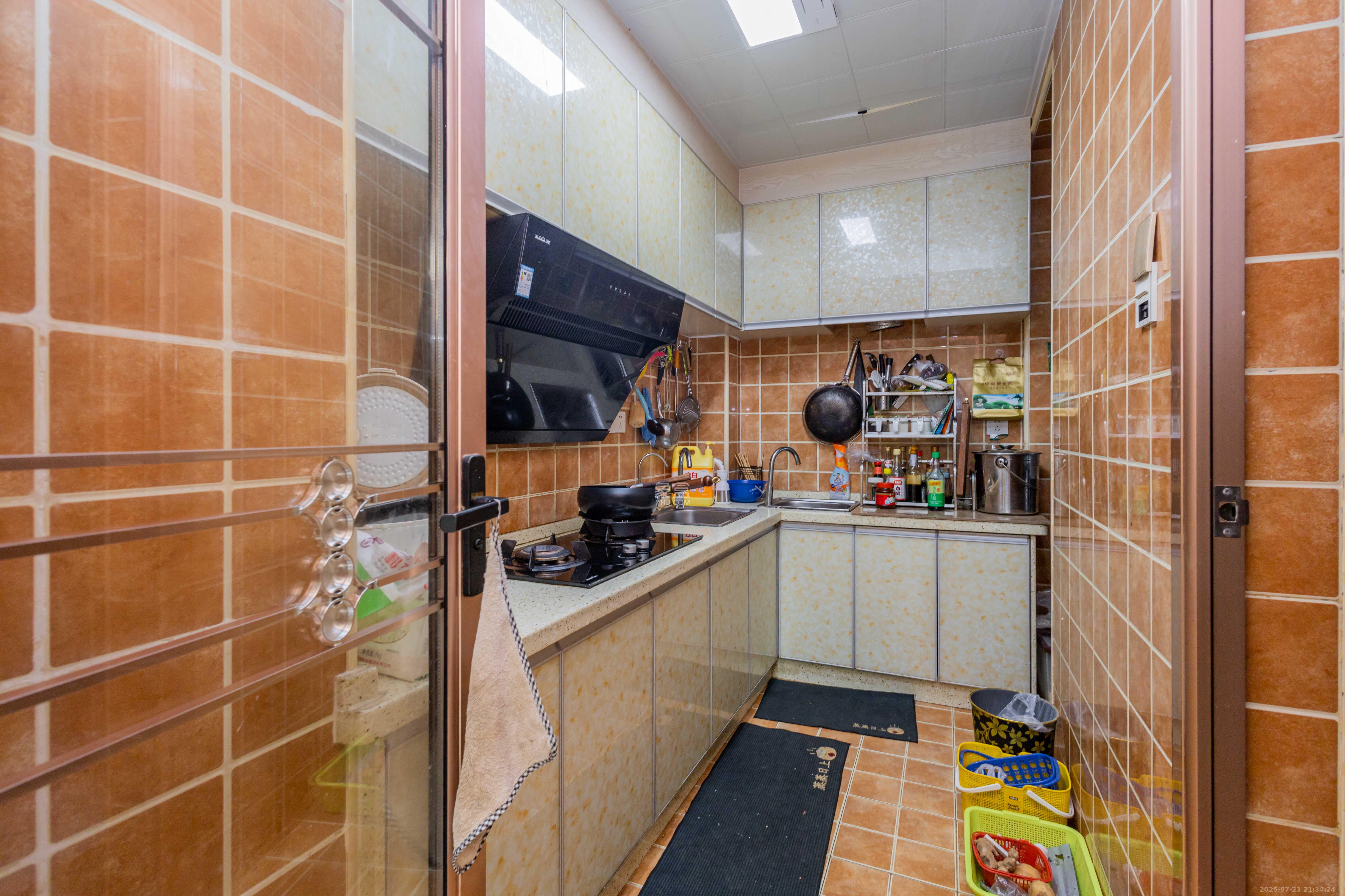 东方美地 3室2厅1卫 68.8万 东方美地 3室2厅1卫 68.8万厨房