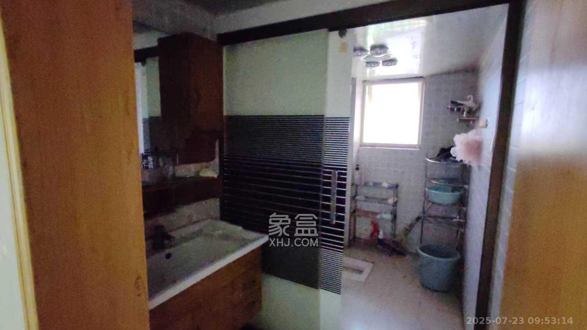 嘉华城(一期) 3室2厅2卫 3200.0元/月 嘉华城(一期) 3室2厅2卫 3200.0元/月室内图