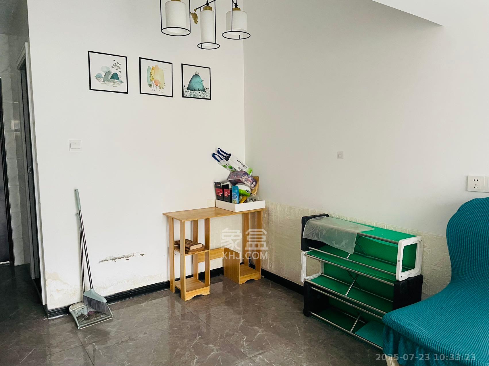 裕天国际商汇中心 1室1厅1卫 1550.0元/月 裕天国际商汇中心 1室1厅1卫 1550.0元/月室内图