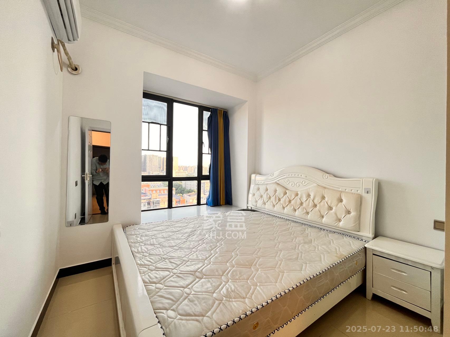 荣悦台 1室1厅1卫 2500.0元/月 荣悦台 1室1厅1卫 2500.0元/月室内图