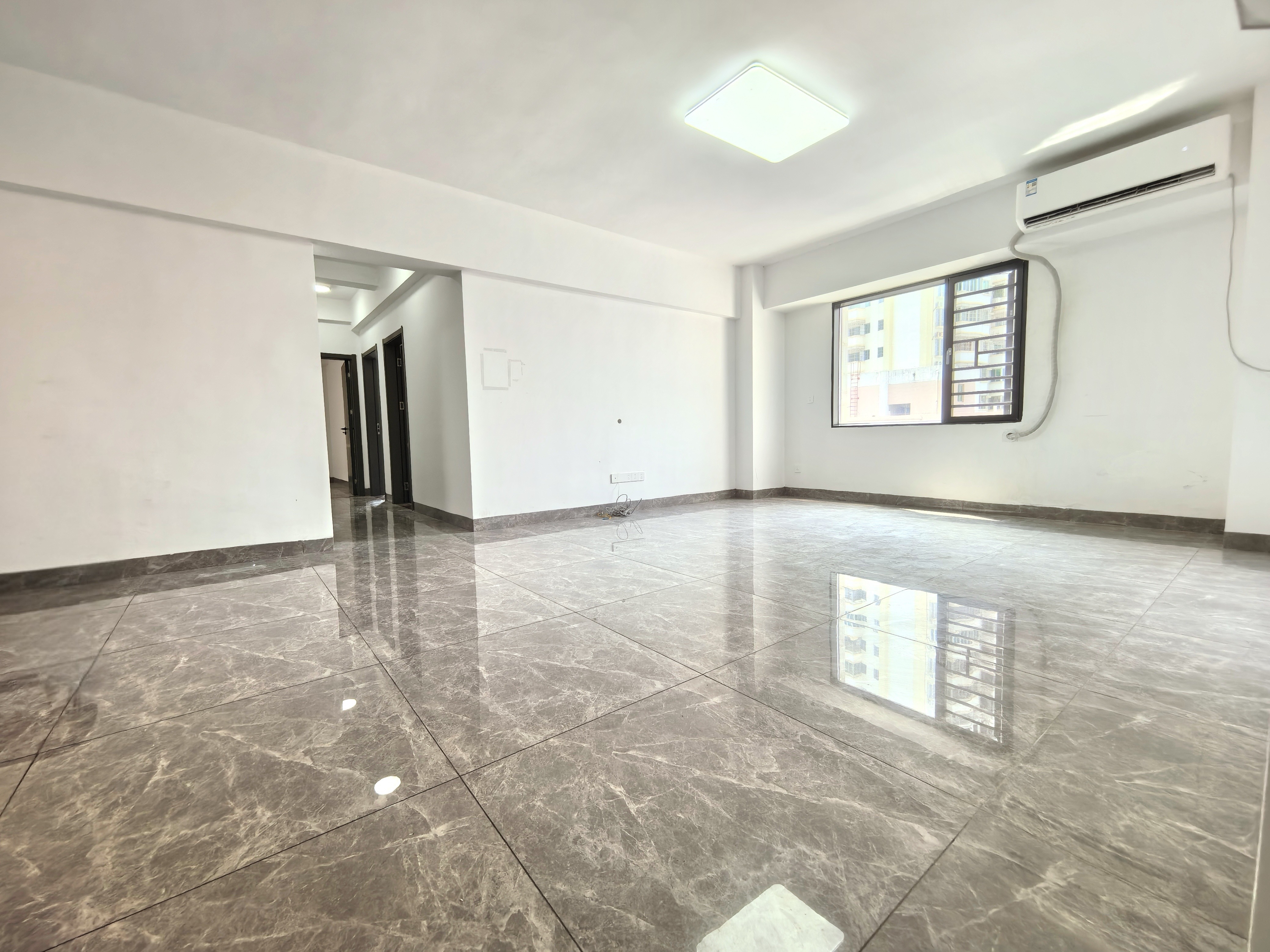 华宝大厦 3室2厅2卫 4000.0元/月 华宝大厦 3室2厅2卫 4000.0元/月室内图