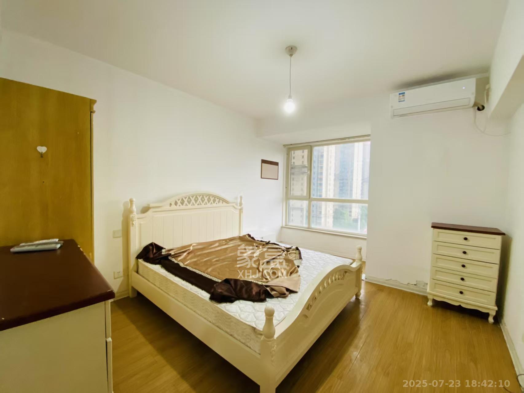 北辰三角洲E5区 1室1厅1卫 2000.0元/月 北辰三角洲E5区 1室1厅1卫 2000.0元/月室内图