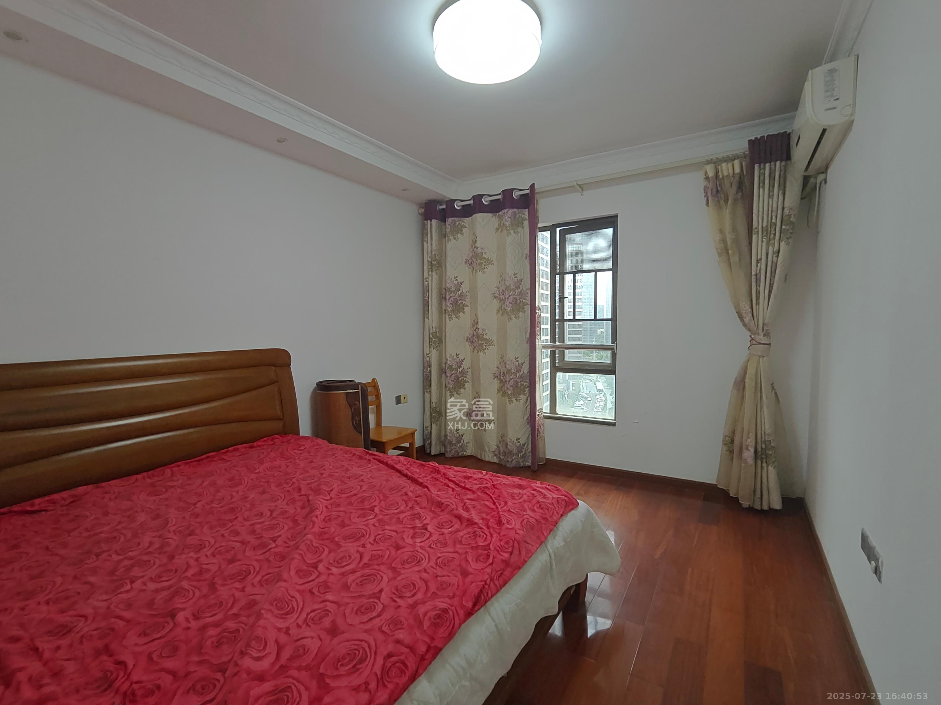 旭辉御府 3室2厅1卫 2400.0元/月 旭辉御府 3室2厅1卫 2400.0元/月室内图