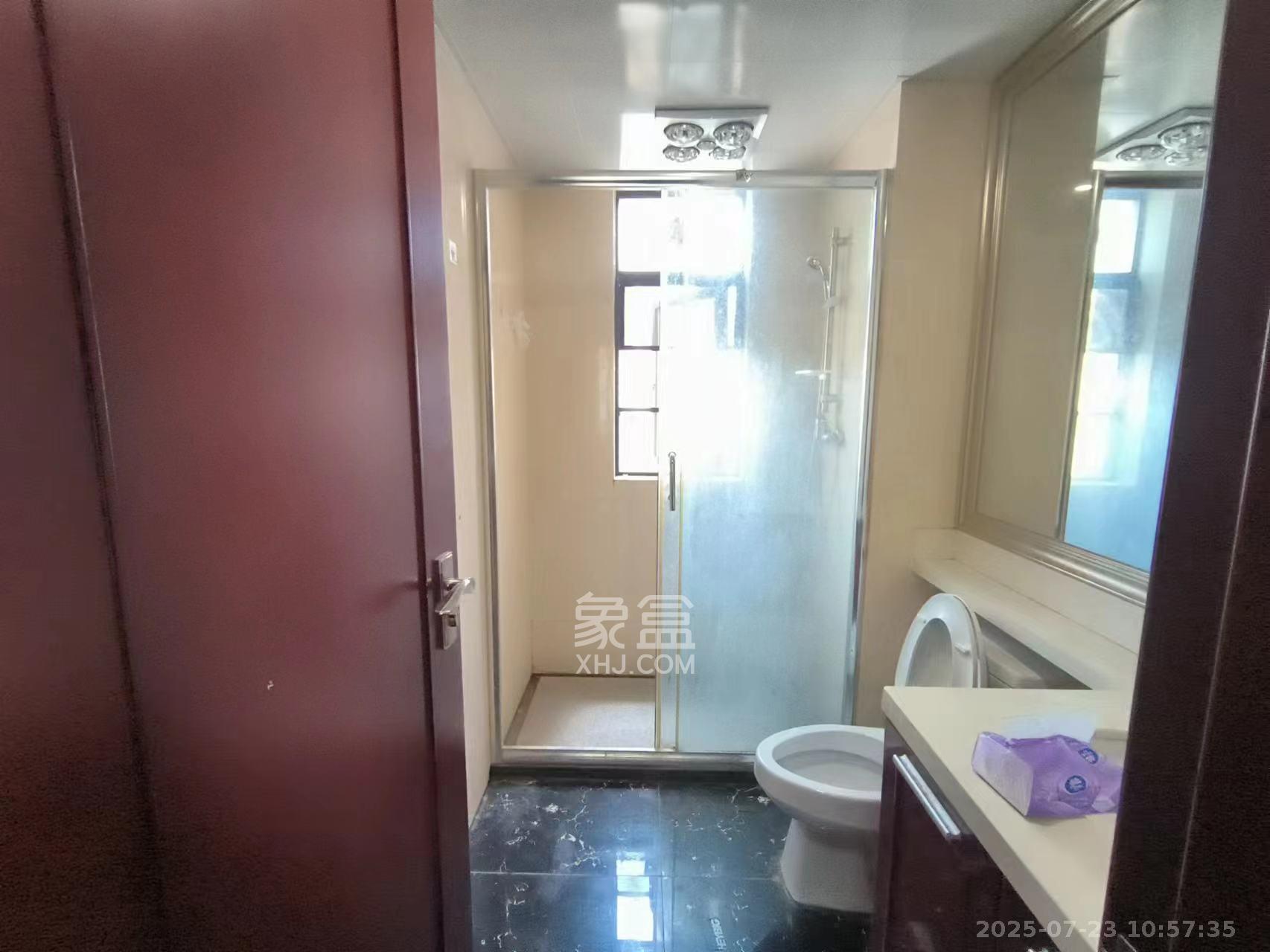 中海国际三期 4室2厅2卫 2200.0元/月 中海国际三期 4室2厅2卫 2200.0元/月室内图