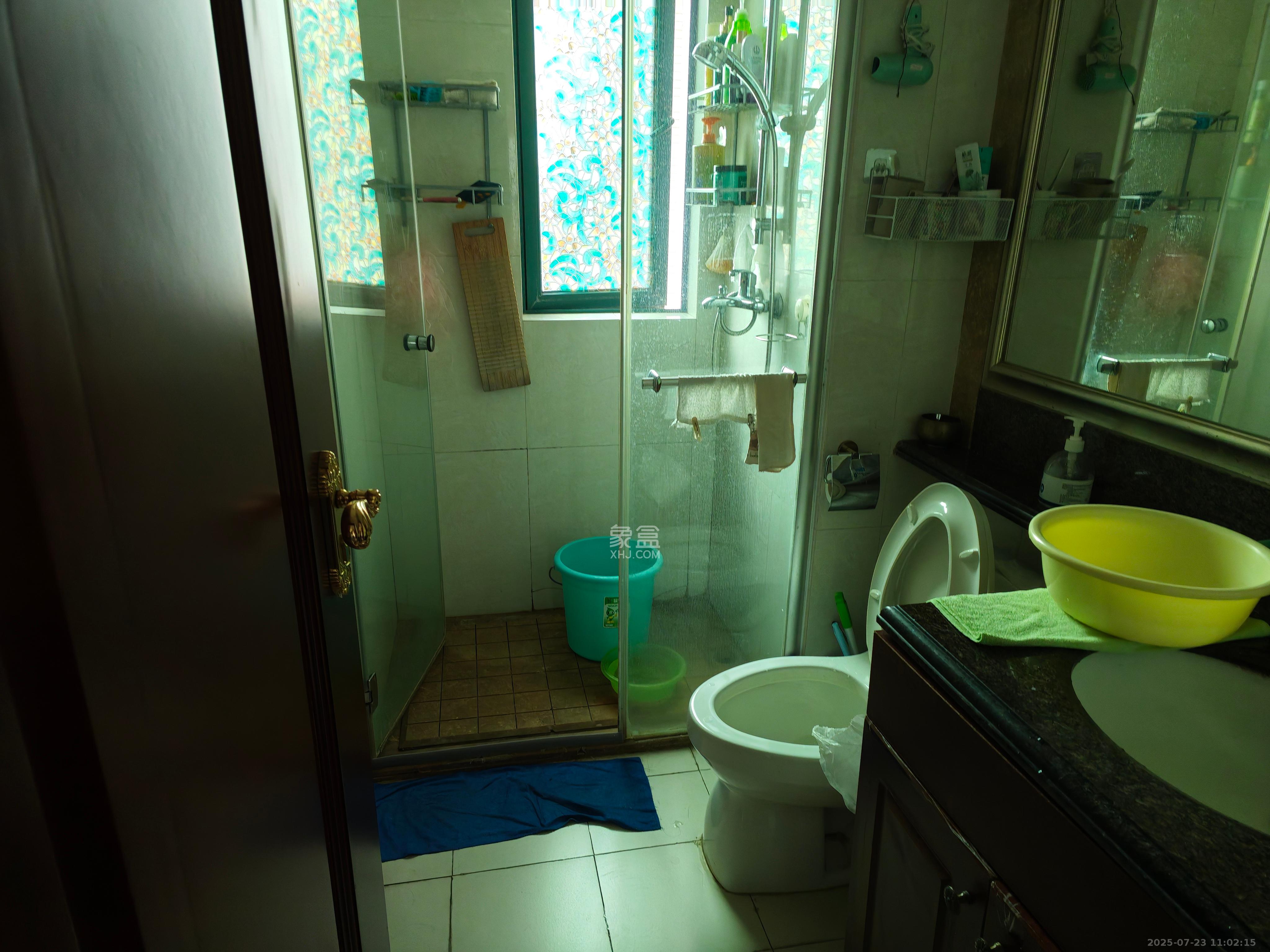 恒大华府  3室2厅1卫    2500.0元/月 恒大华府  3室2厅1卫    2500.0元/月室内图