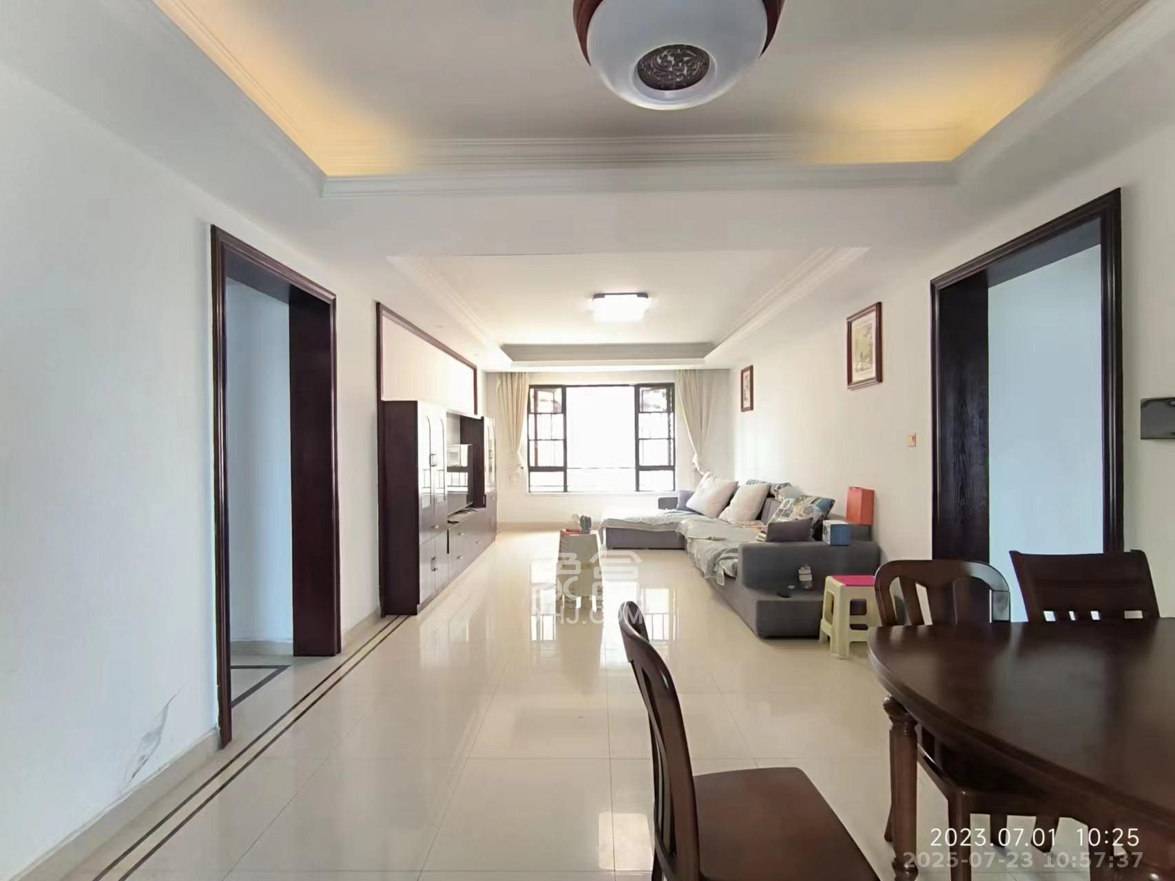 中海国际三期  4室2厅2卫    2200.0元/月室内图