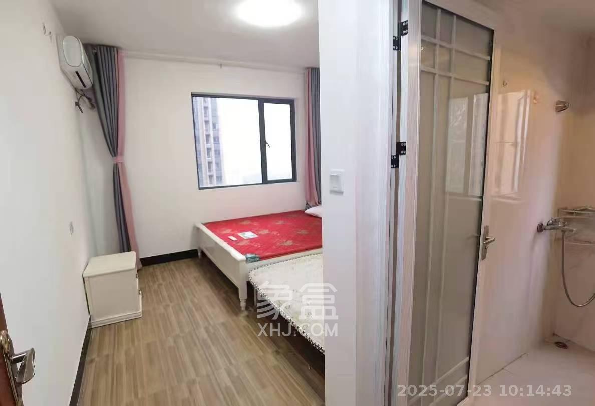 荣盛花语书苑 4室2厅2卫 3400.0元/月 荣盛花语书苑 4室2厅2卫 3400.0元/月室内图