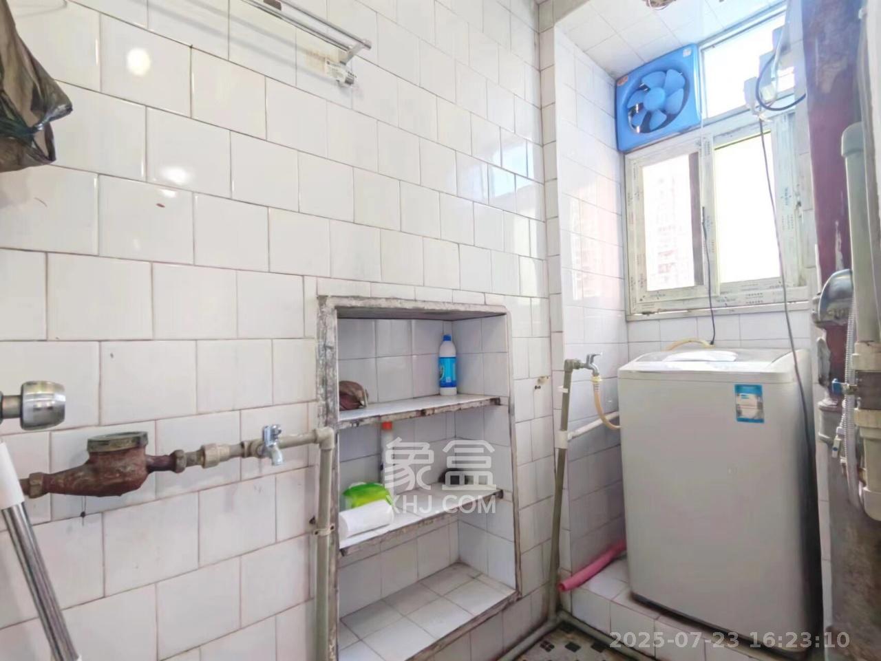 省建材机械厂宿舍  3室1厅1卫   1500.00元/月室内图