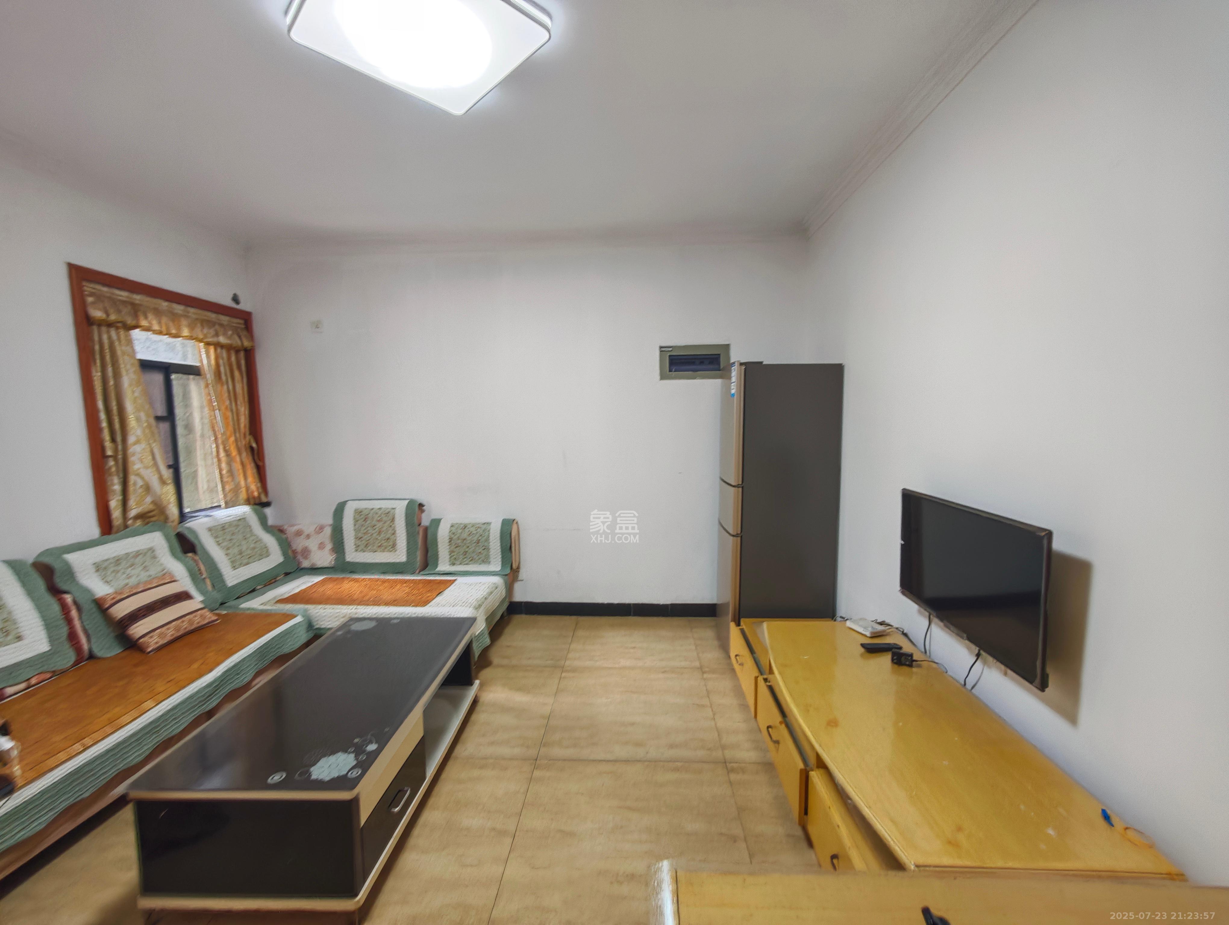 茶山馨苑  2室2厅1卫   2300.00元/月室内图