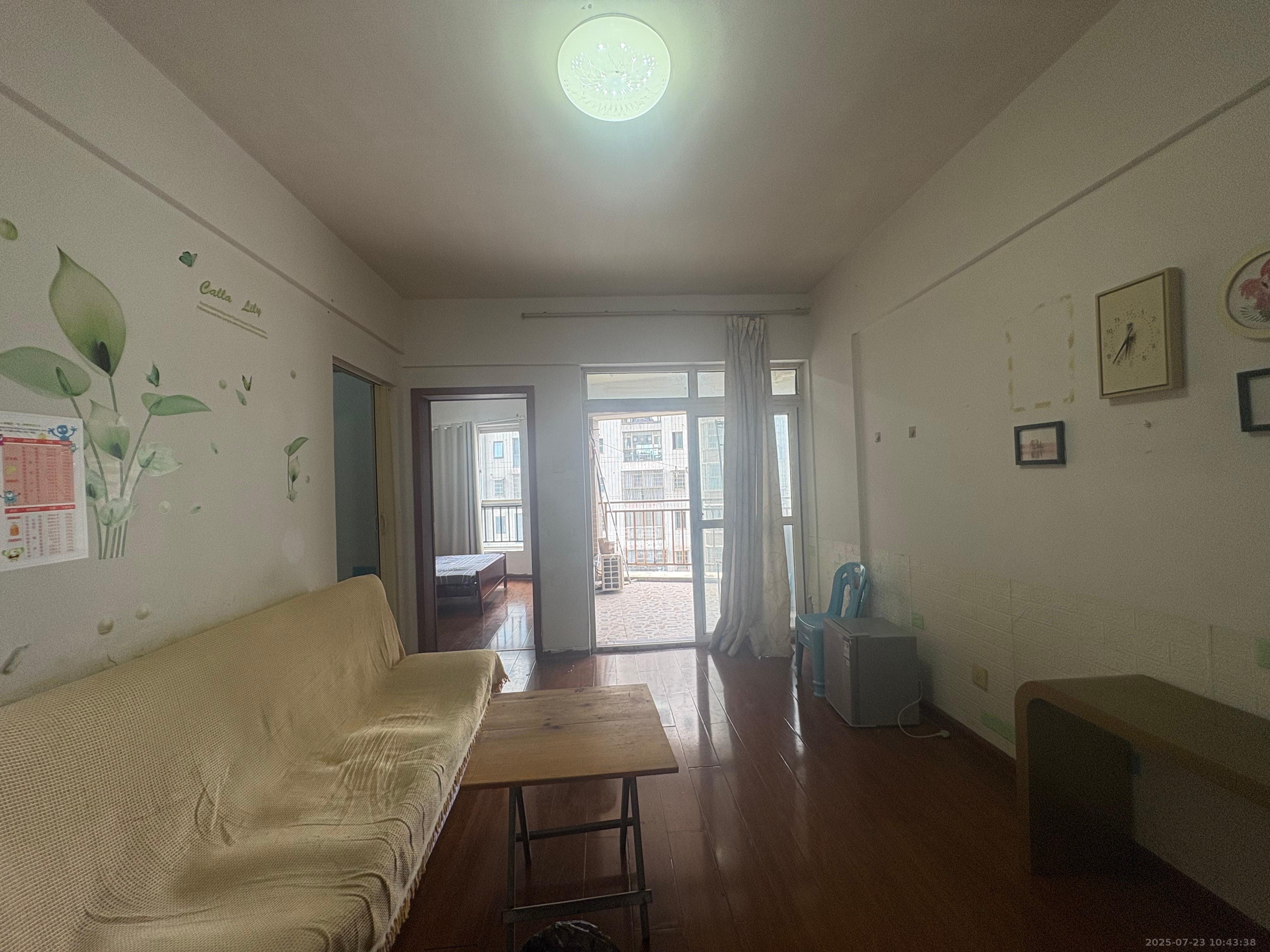 未来现代城  1室1厅1卫   1300.00元/月室内图