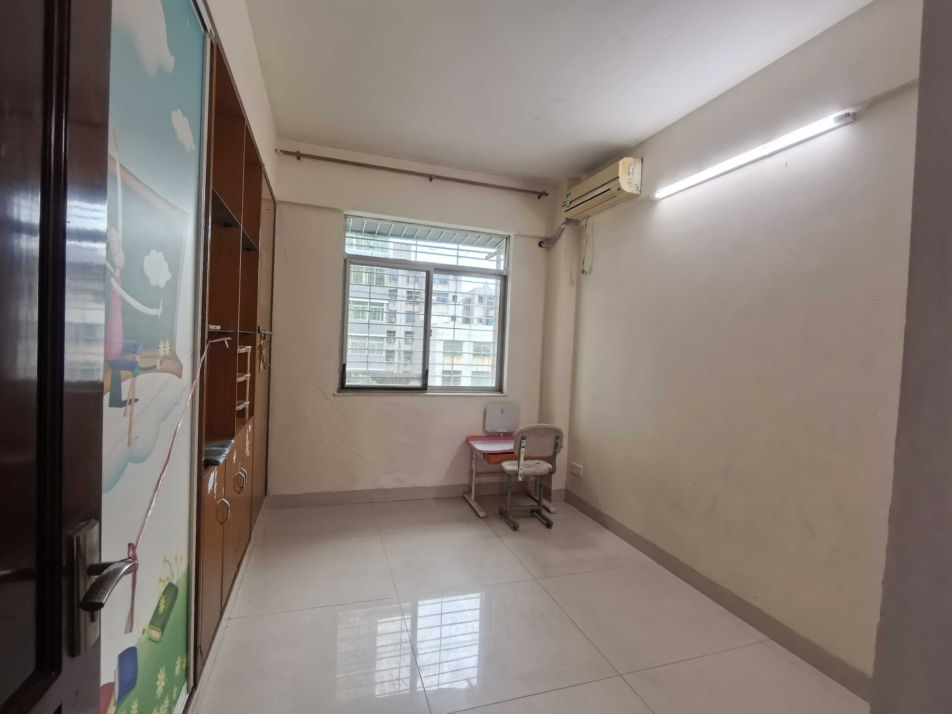 新华印刷厂宿舍（建国路7号）  3室2厅1卫   1800.00元/月室内图