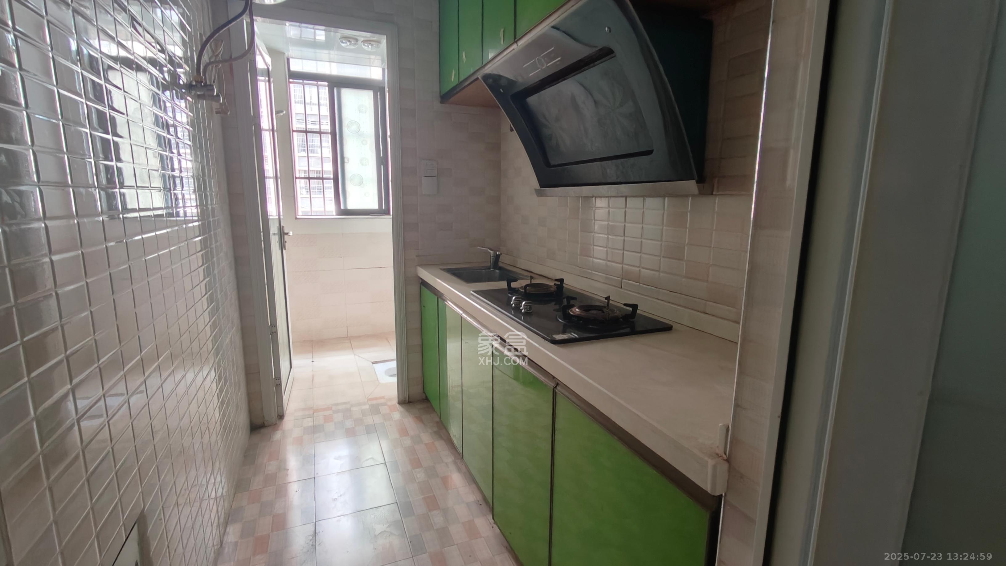 五星龙廻塘小区  1室0厅0卫    1200.0元/月 五星龙廻塘小区  1室0厅0卫    1200.0元/月室内图