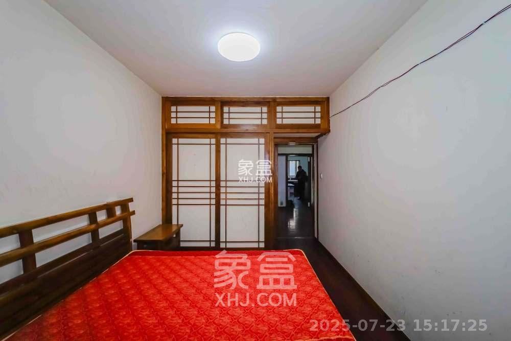 华银小区  2室2厅1卫   1600.00元/月室内图