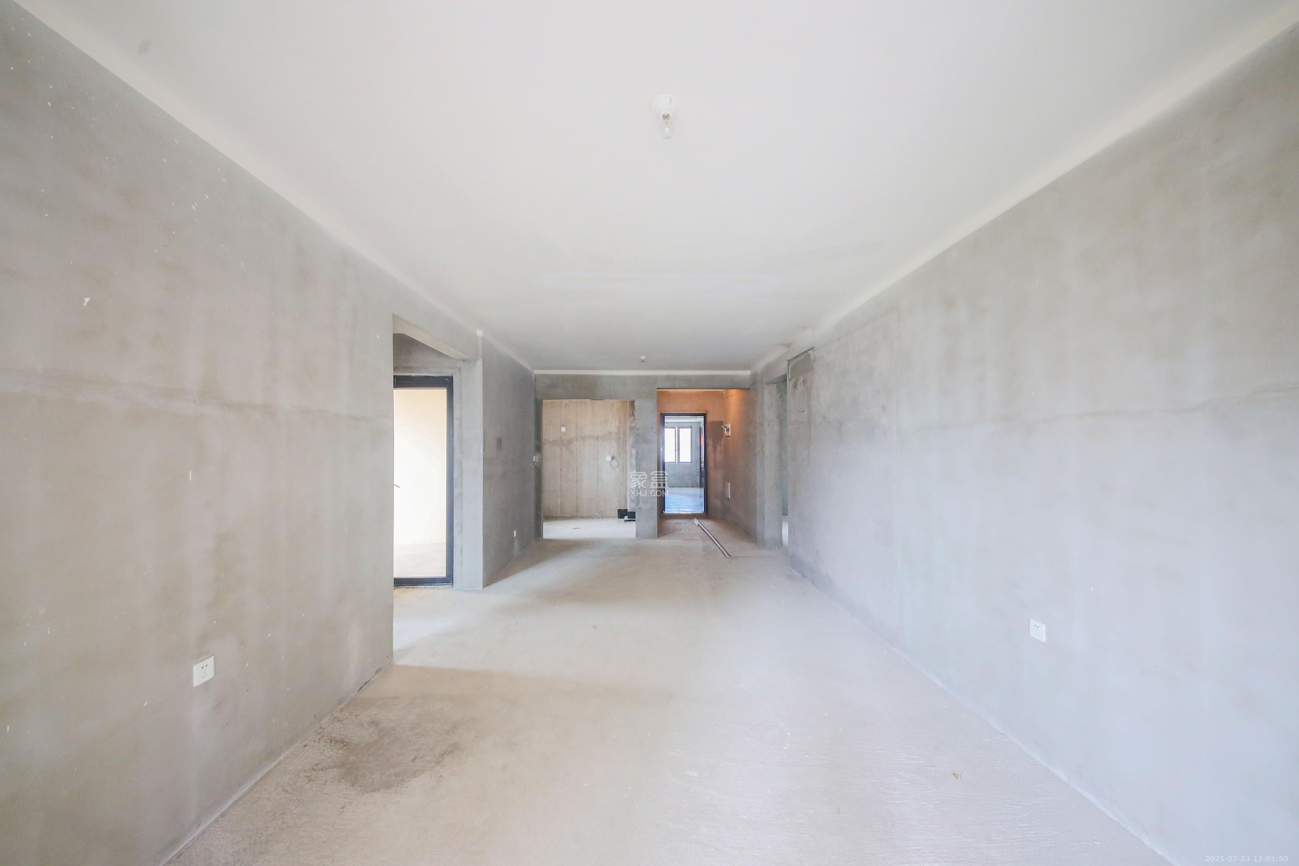 中建钰和城  4室2厅2卫   170.00万