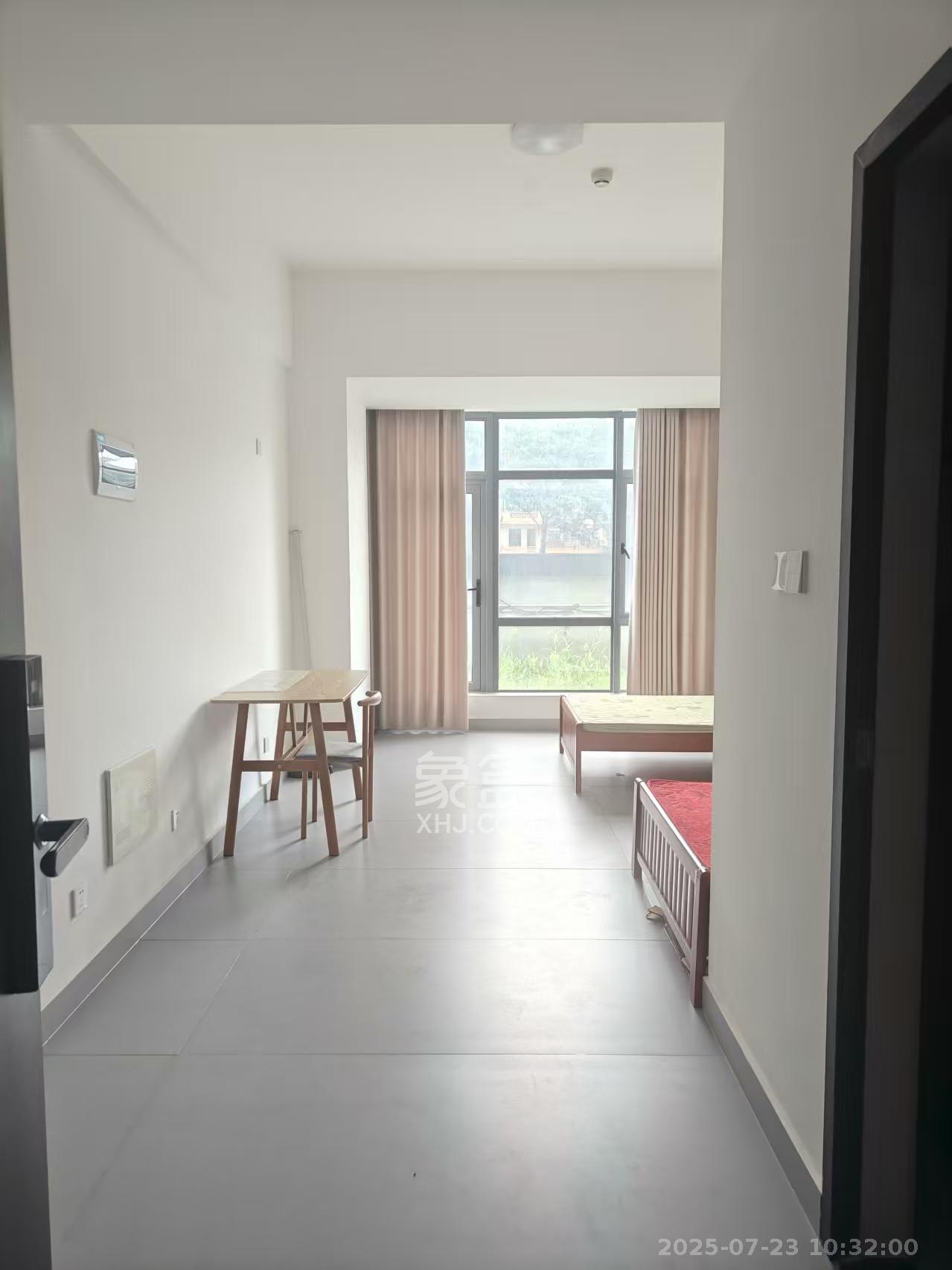 中央美郡 1室0厅1卫 1500.0元/月 中央美郡 1室0厅1卫 1500.0元/月室内图