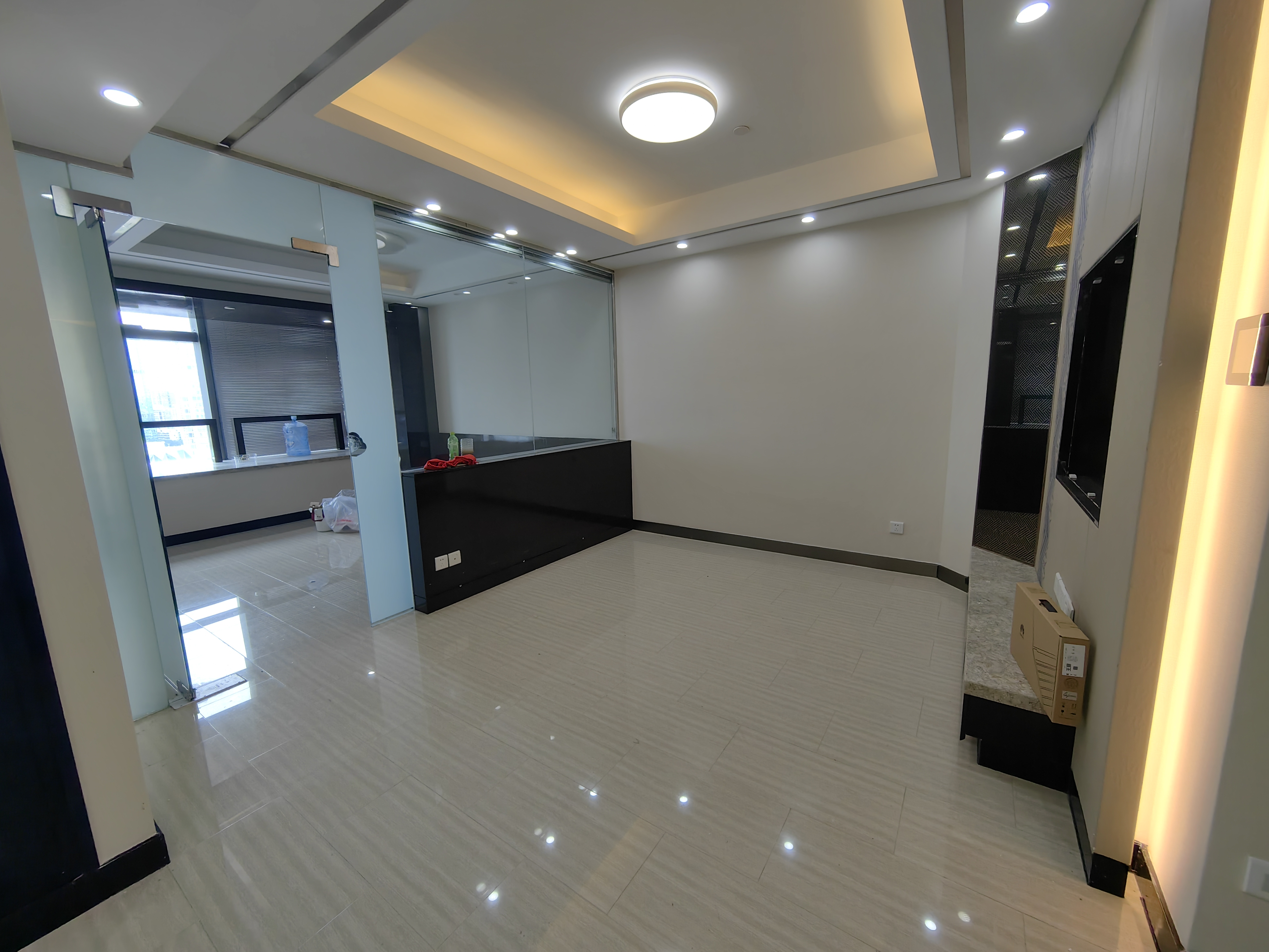 海航国际广场 1室1厅1卫 2800.0元/月 海航国际广场 1室1厅1卫 2800.0元/月室内图