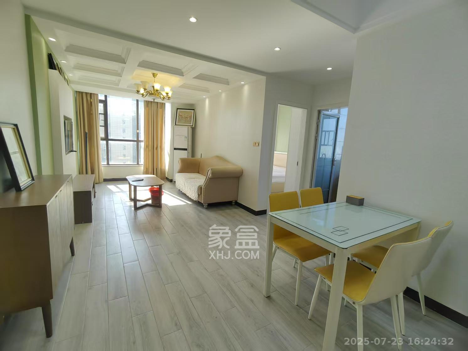 梅溪国际公寓(步步高新天地) 1室1厅1卫 2000.0元/月 梅溪国际公寓(步步高新天地) 1室1厅1卫 2000.0元/月室内图