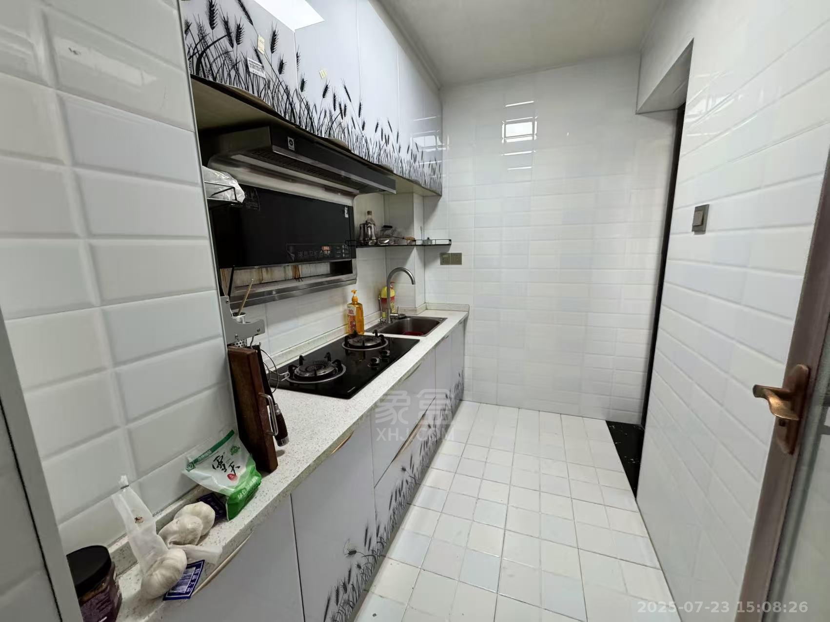 海韵天城  2室2厅1卫    1600.0元/月 海韵天城  2室2厅1卫    1600.0元/月室内图