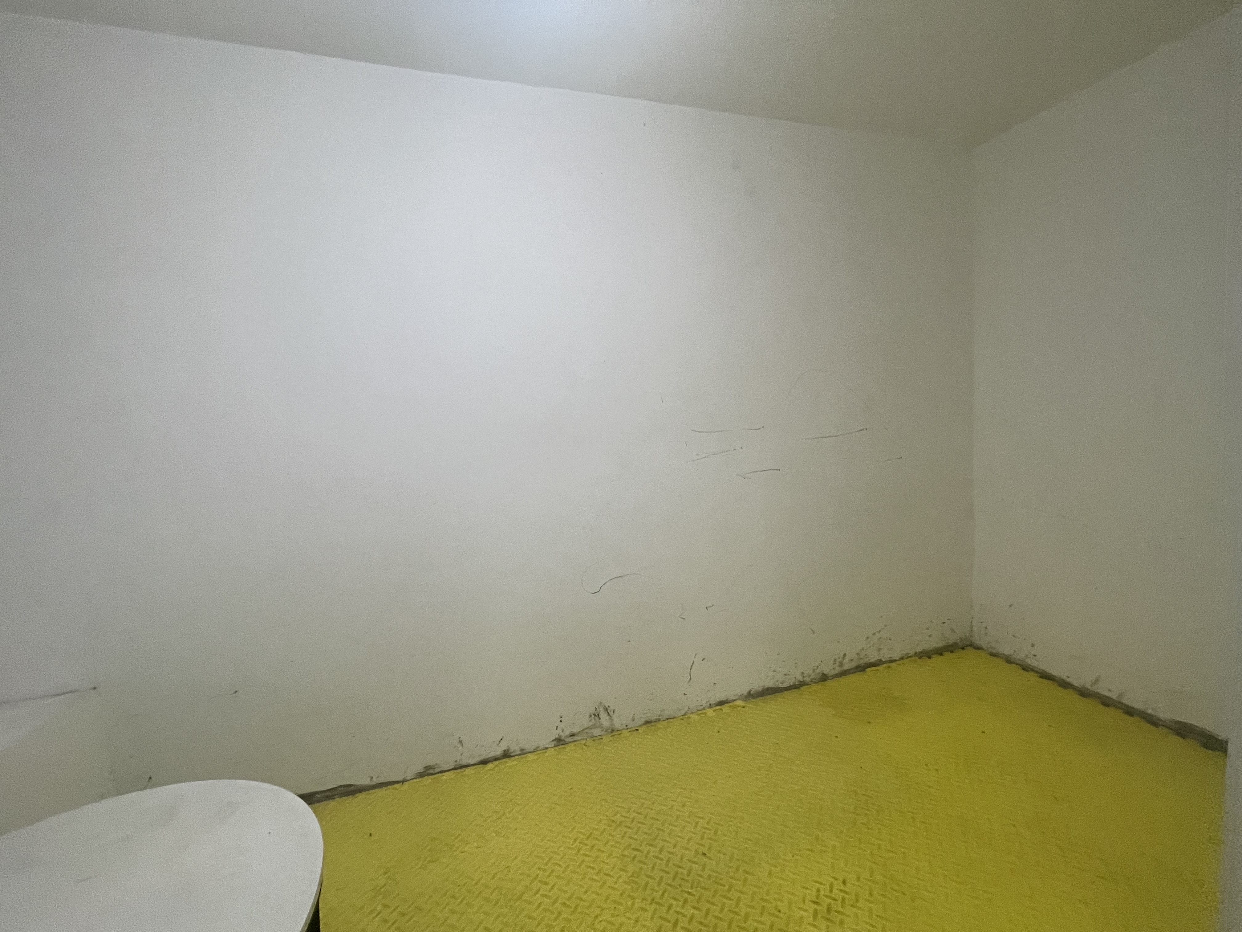 保利中央海岸一二期  1室1厅2卫   2300.00元/月室内图