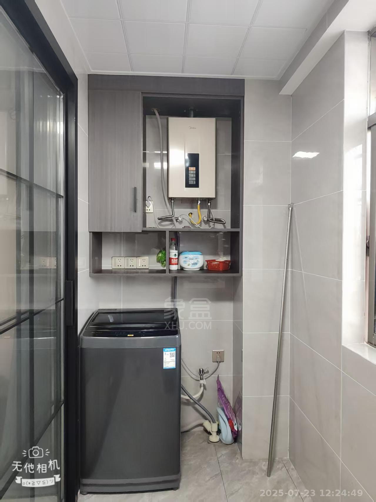 大地商业广场  1室1厅1卫    1400.0元/月室内图