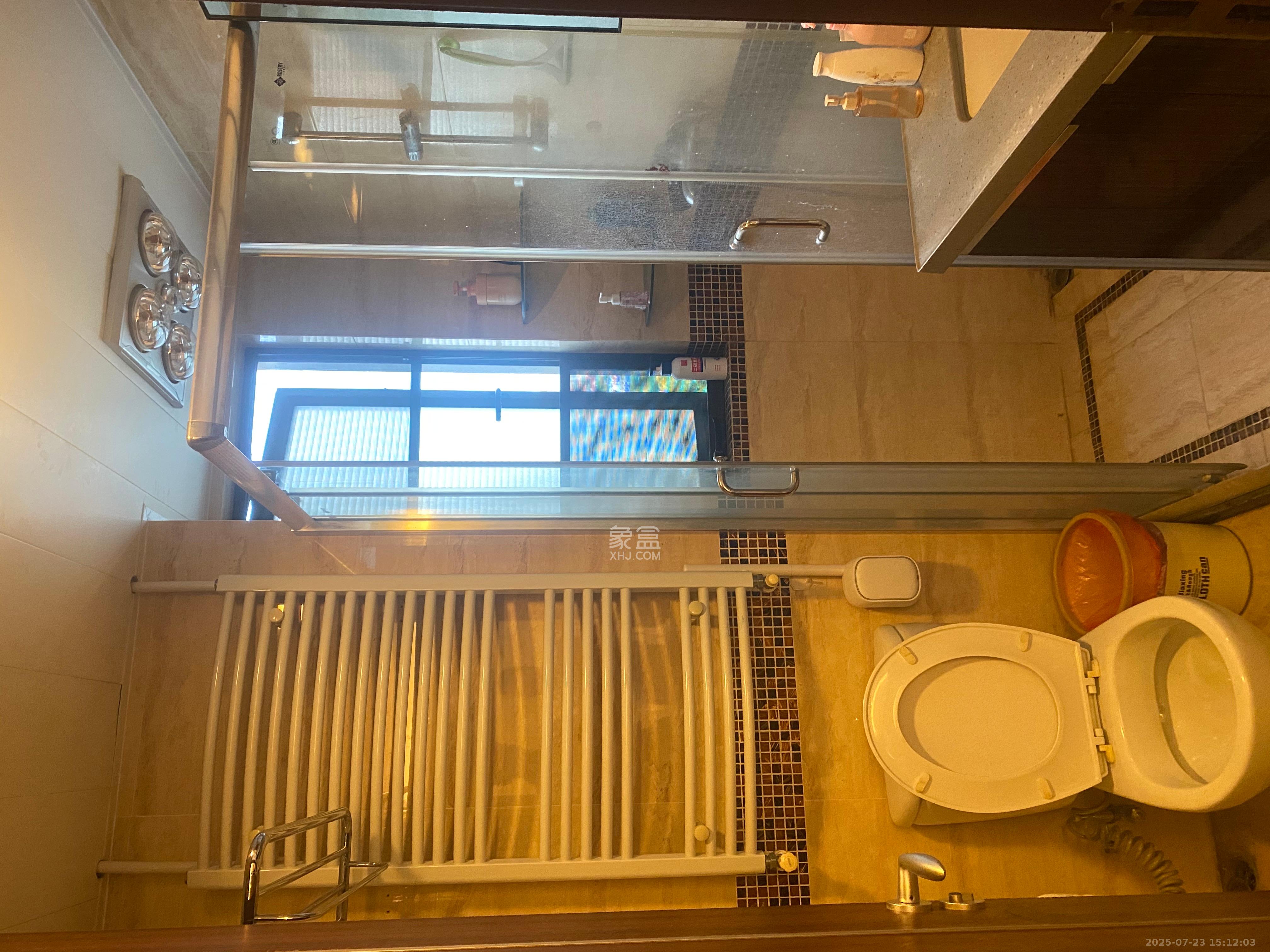 万科金域华府三四期  3室2厅1卫    2300.0元/月室内图