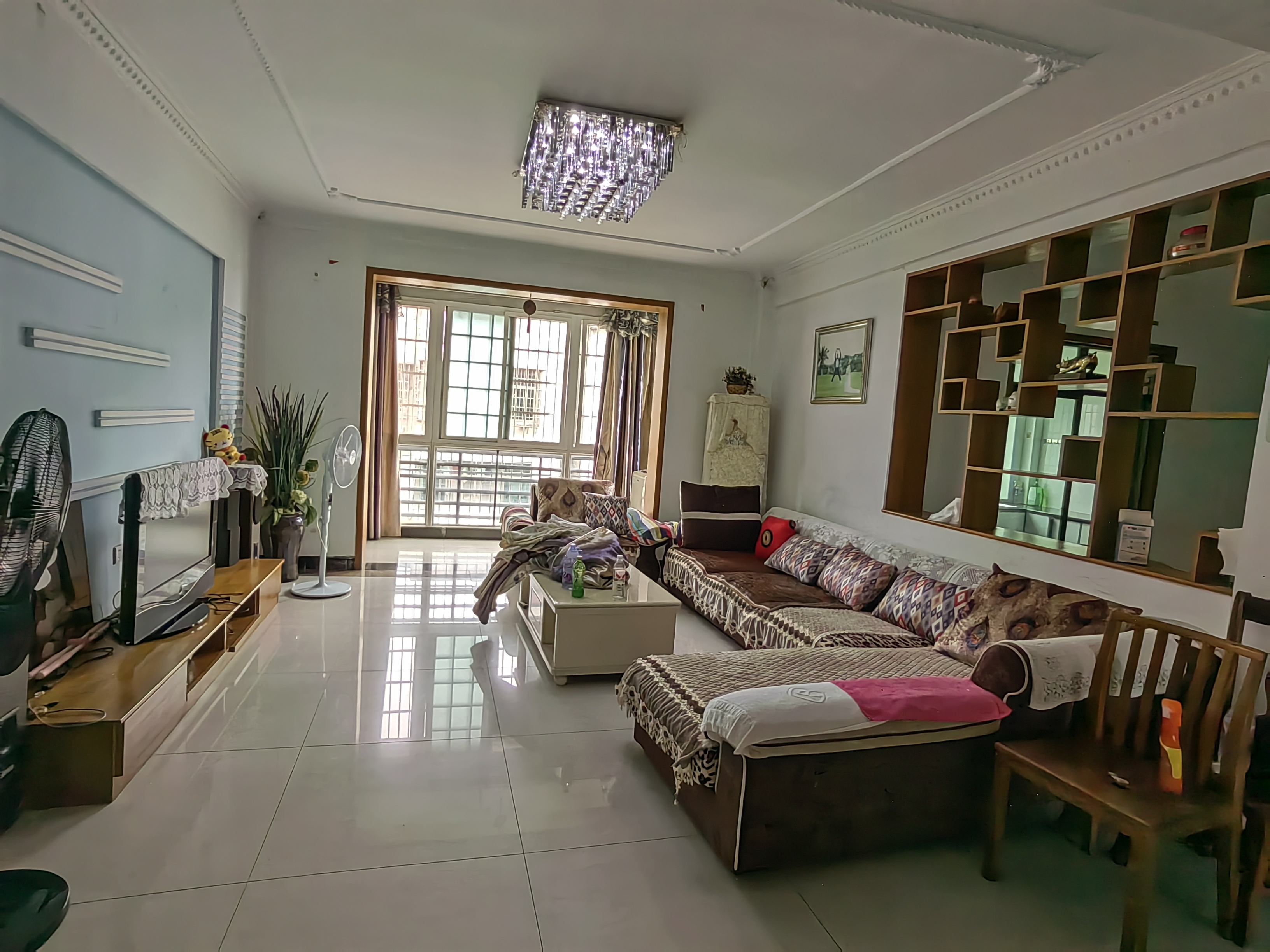 秀水俪园 3室2厅1卫 1000.0元/月 秀水俪园 3室2厅1卫 1000.0元/月室内图