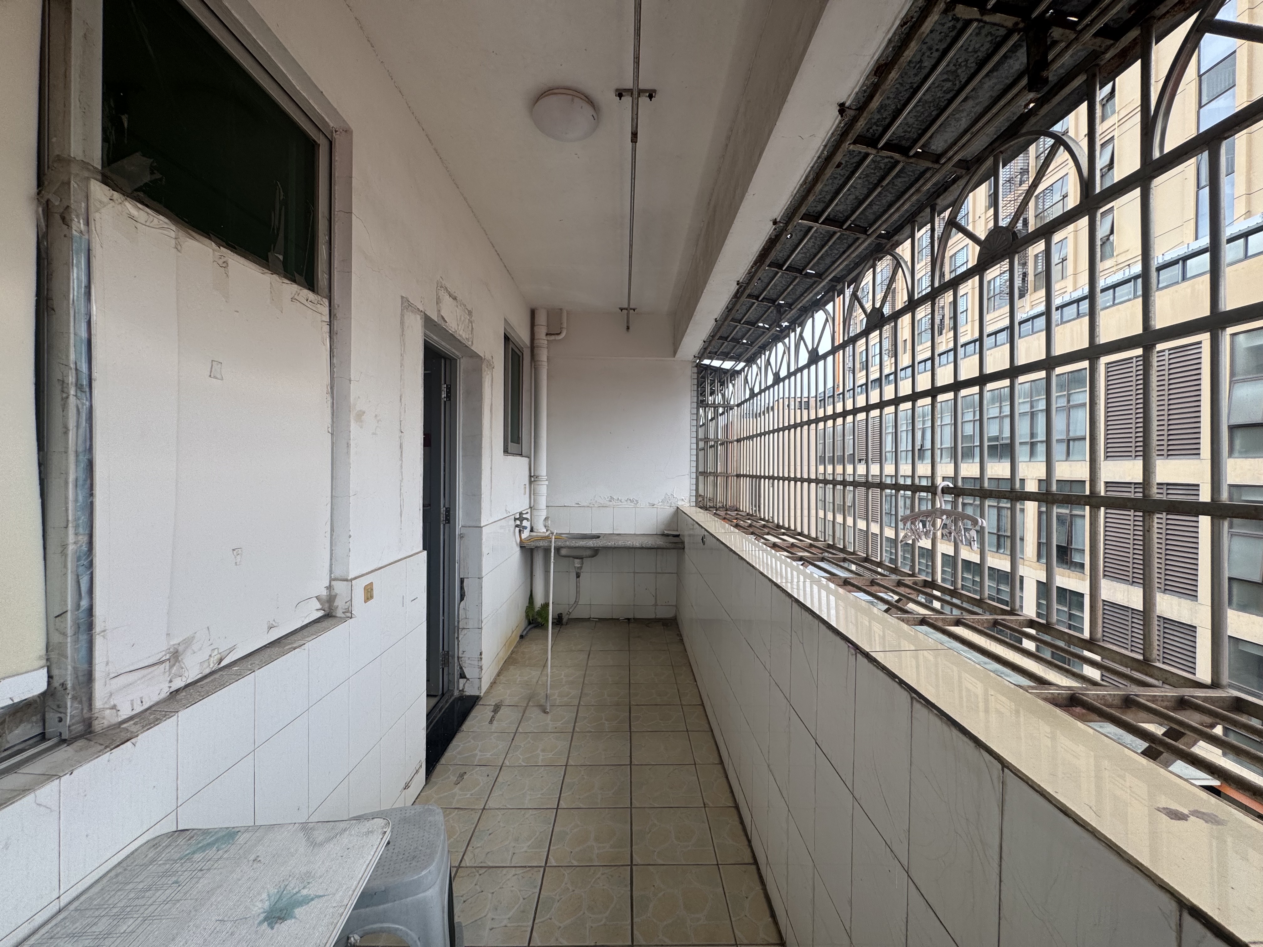 永旺商厦 3室2厅1卫 2000.0元/月 永旺商厦 3室2厅1卫 2000.0元/月室内图