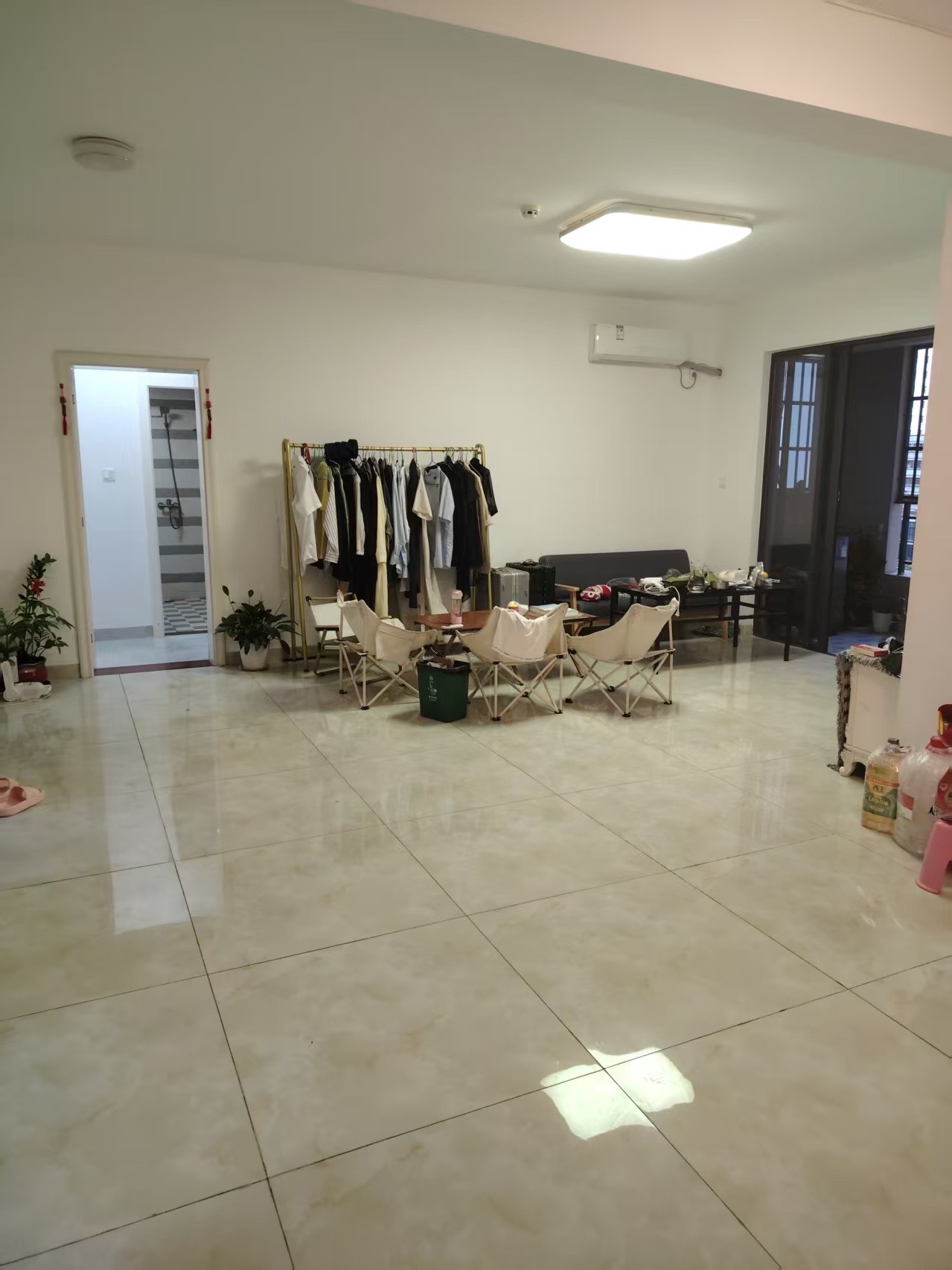 天街华府（海南新天地）  3室2厅2卫    3500.0元/月
