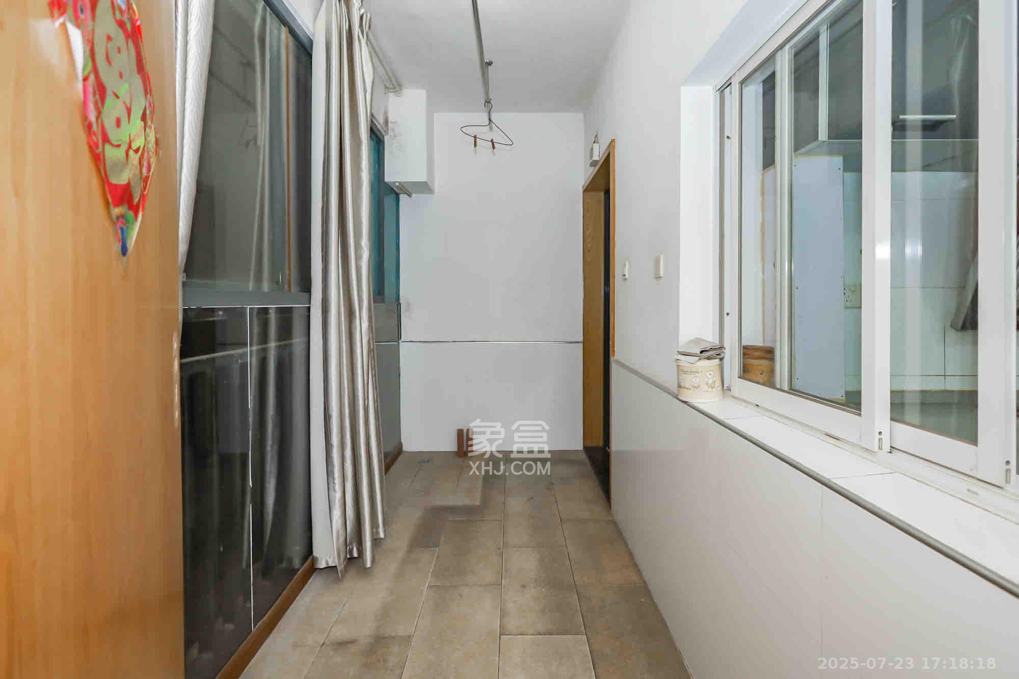 卓越蔚蓝海岸一期  2室2厅1卫    2300.0元/月室内图