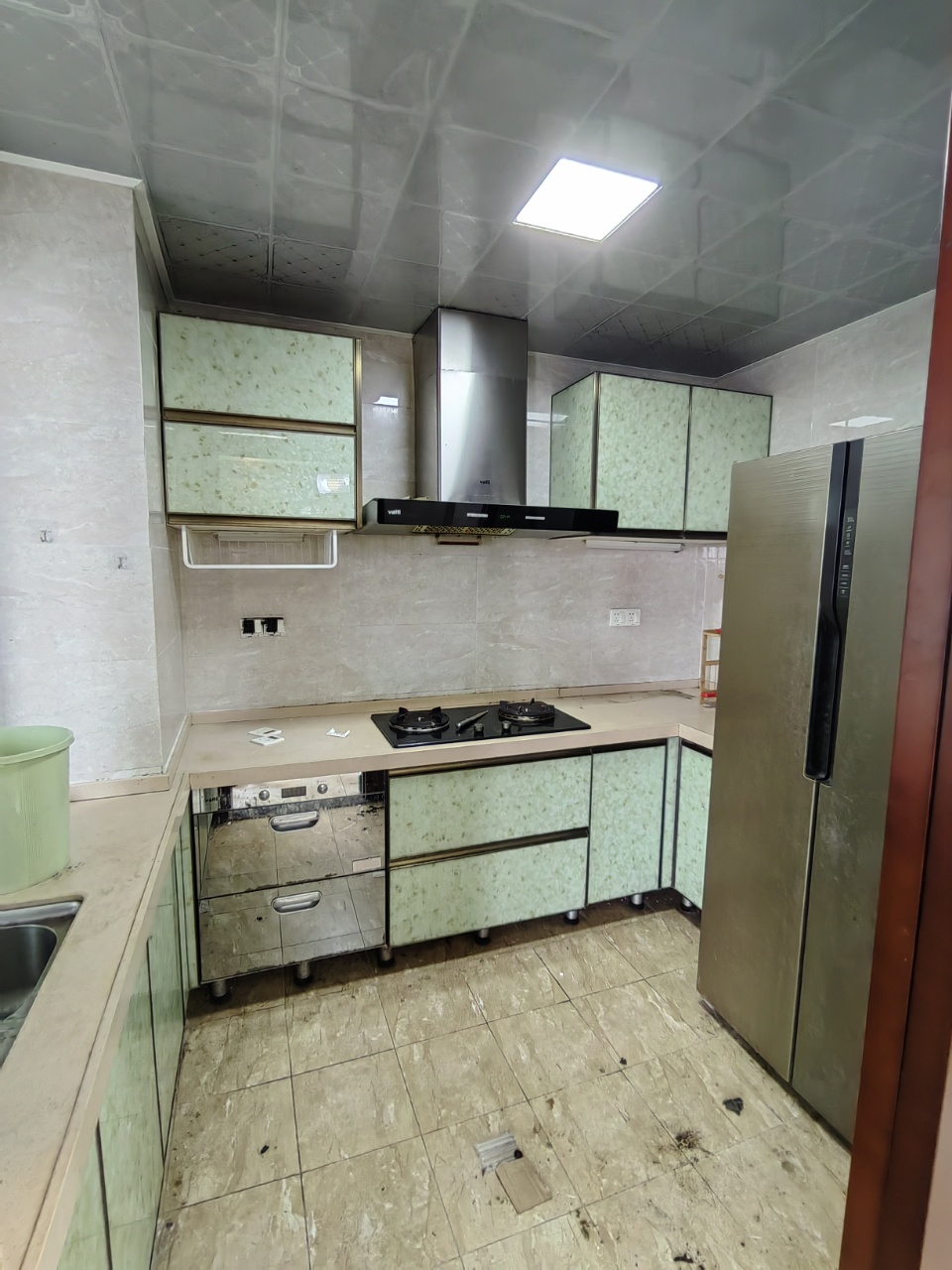 椰岛广场  5室2厅2卫    4000.0元/月室内图