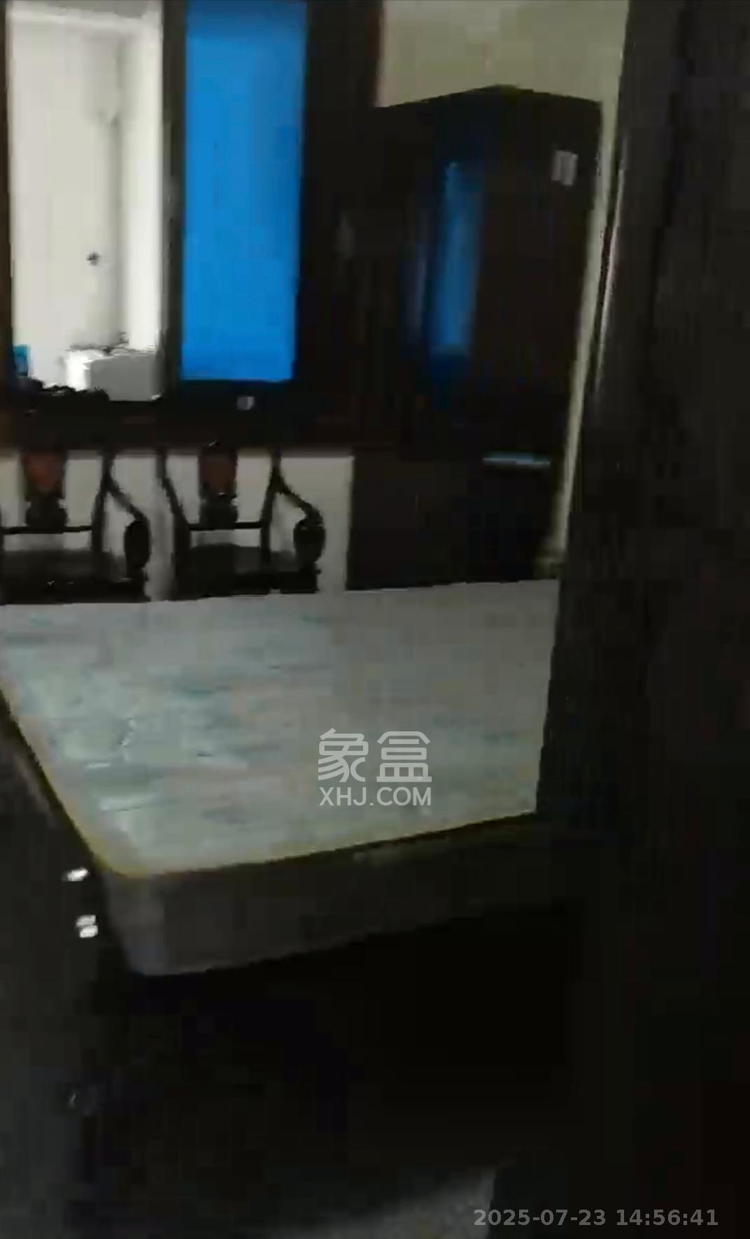 粮油局宿舍  2室1厅1卫    1000.0元/月 粮油局宿舍  2室1厅1卫    1000.0元/月室内图