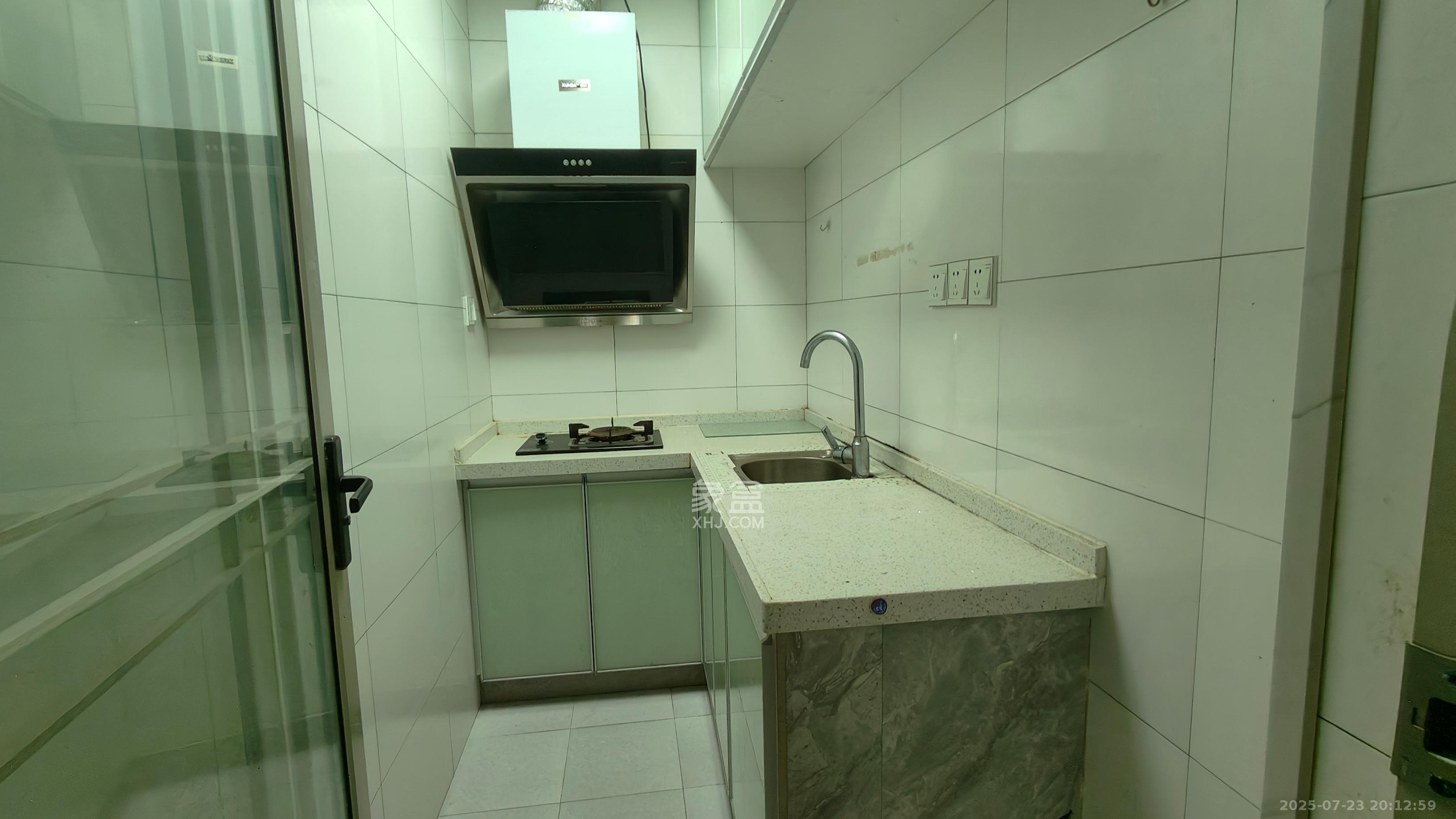 五星龙廻塘小区 1室1厅1卫 1600.0元/月 五星龙廻塘小区 1室1厅1卫 1600.0元/月室内图