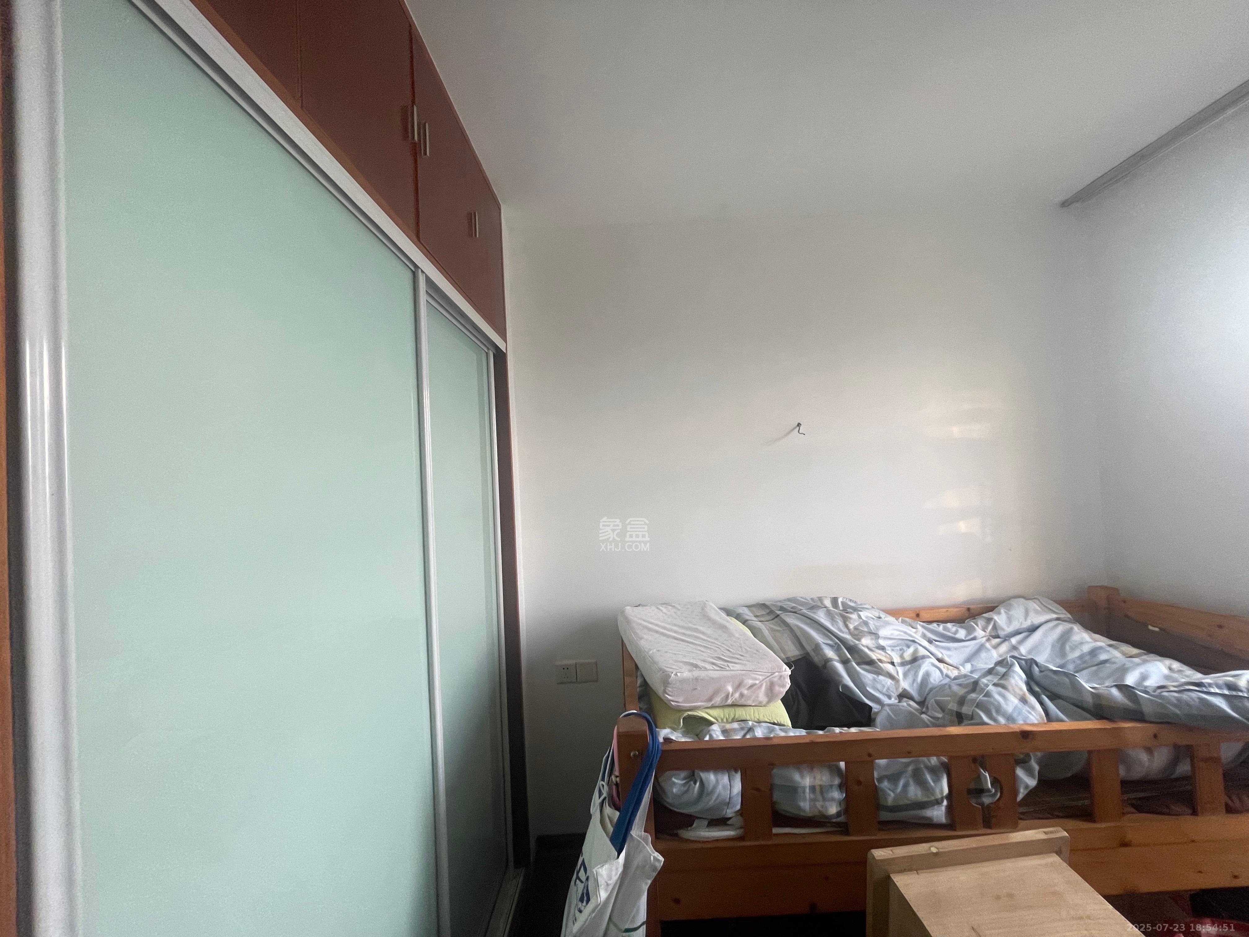 香槟小镇(香槟花苑）  2室2厅1卫    1500.0元/月室内图