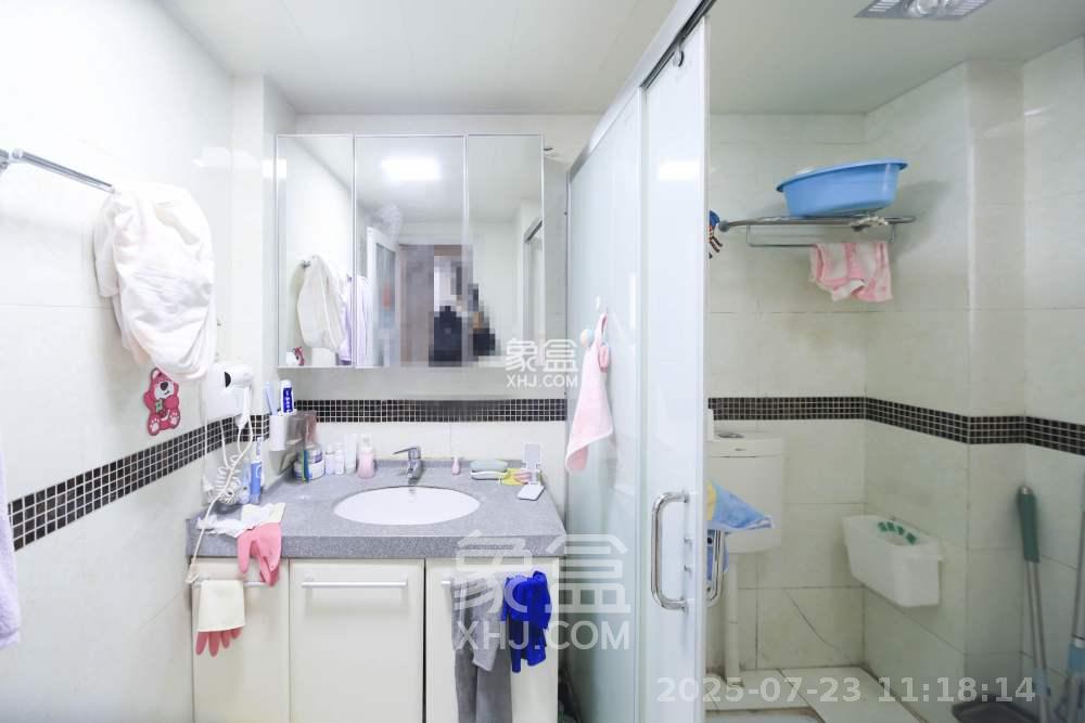 万博汇  2室2厅1卫   3200.00元/月室内图