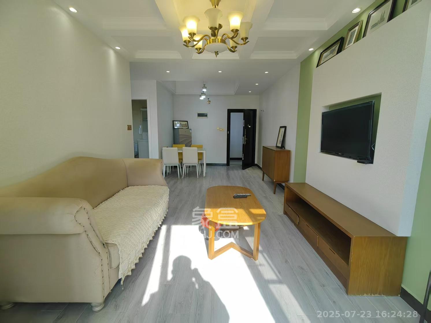 梅溪国际公寓(步步高新天地) 1室1厅1卫 2000.0元/月 梅溪国际公寓(步步高新天地) 1室1厅1卫 2000.0元/月室内图