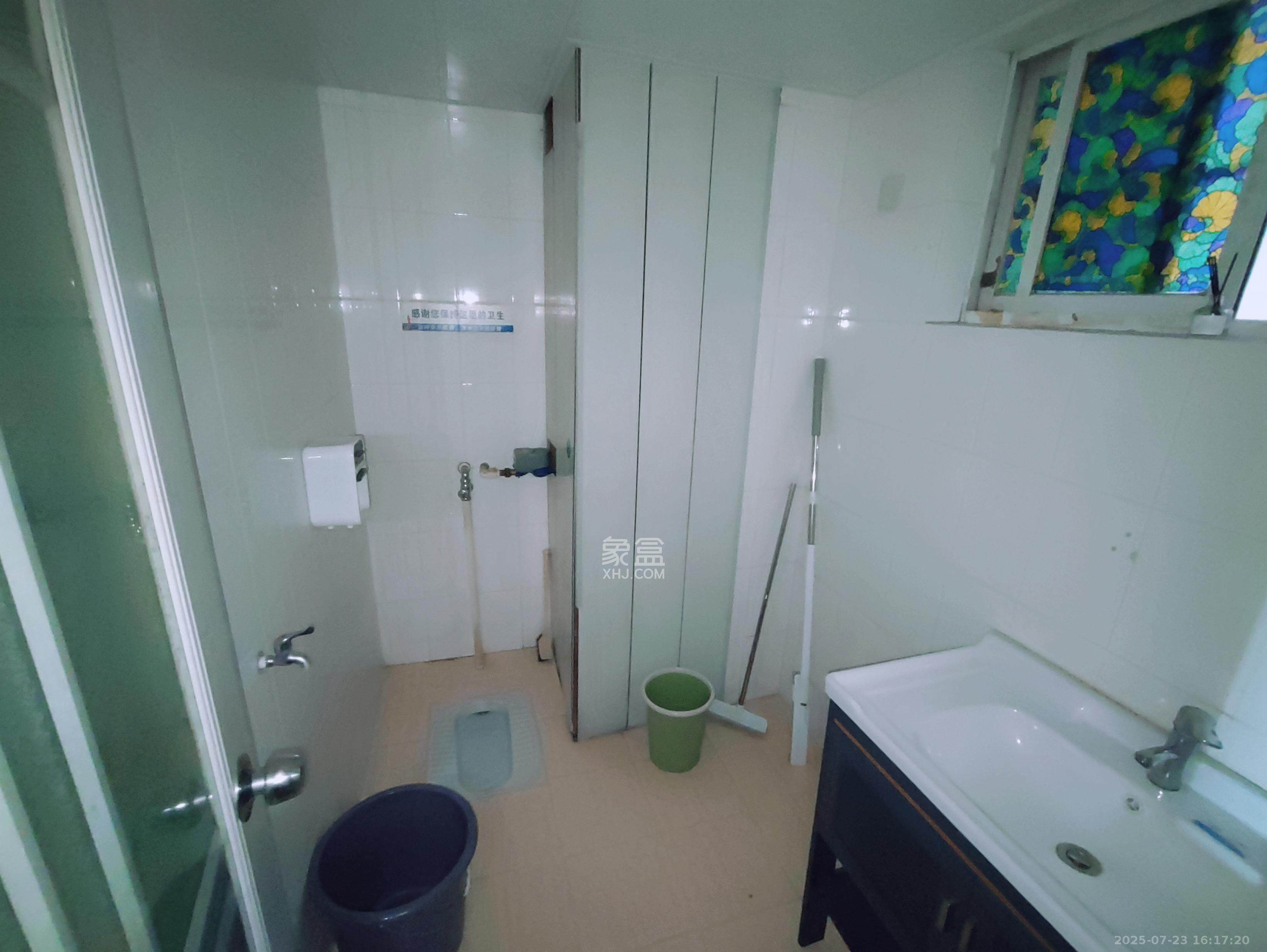 兴威名座  4室1厅1卫    5200.0元/月 兴威名座  4室1厅1卫    5200.0元/月