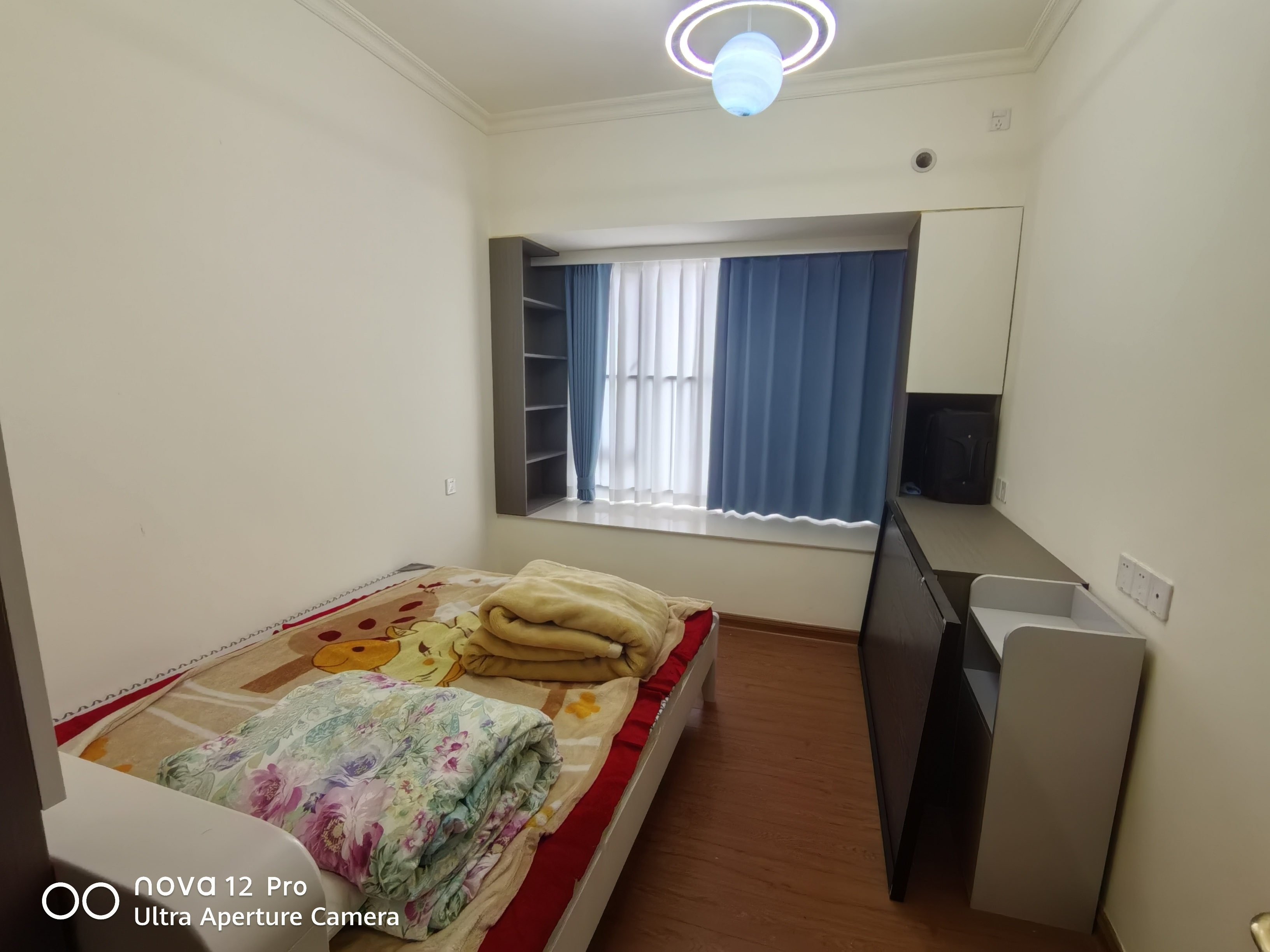 碧桂园豪园-二期  3室2厅2卫    2000.0元/月室内图