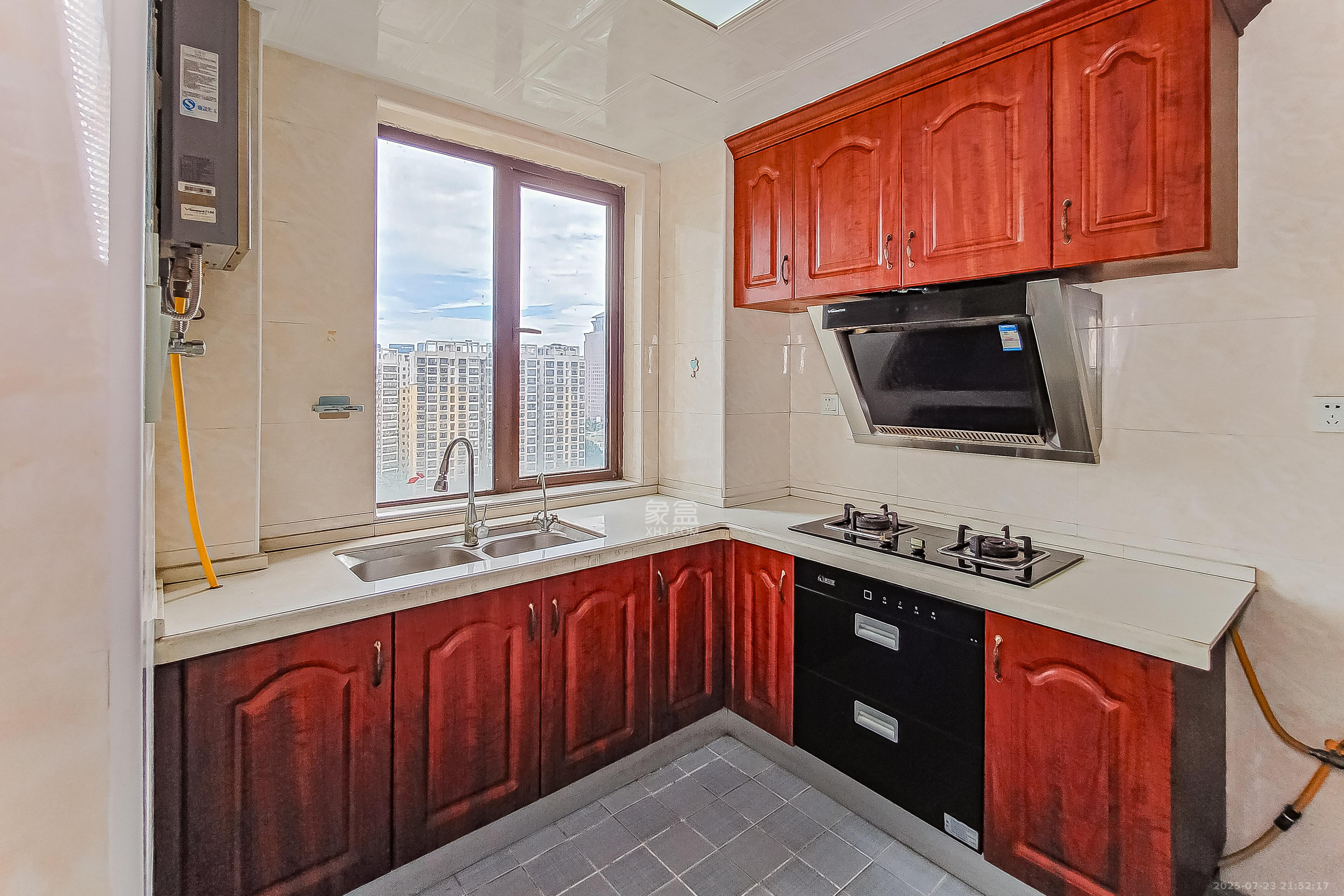 大鸿杰座  3室2厅2卫    137.8万 大鸿杰座  3室2厅2卫    137.8万卫生间