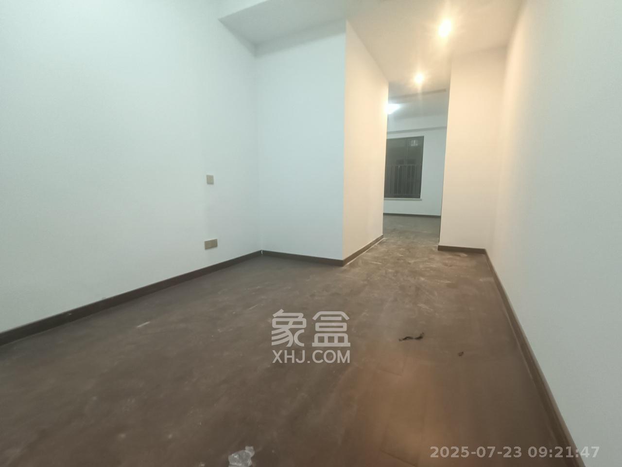 绿地长沙城际空间站(绿地新里佳苑) 5室2厅3卫 5500.0元/月 绿地长沙城际空间站(绿地新里佳苑) 5室2厅3卫 5500.0元/月室内图