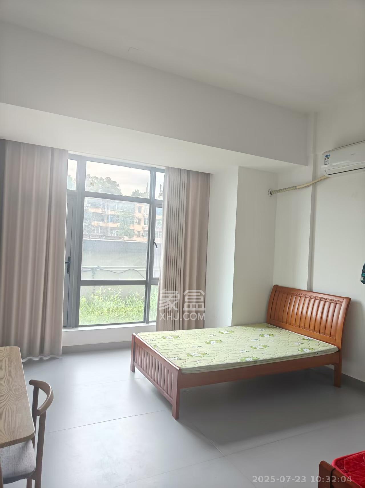 中央美郡 1室0厅1卫 1500.0元/月 中央美郡 1室0厅1卫 1500.0元/月室内图