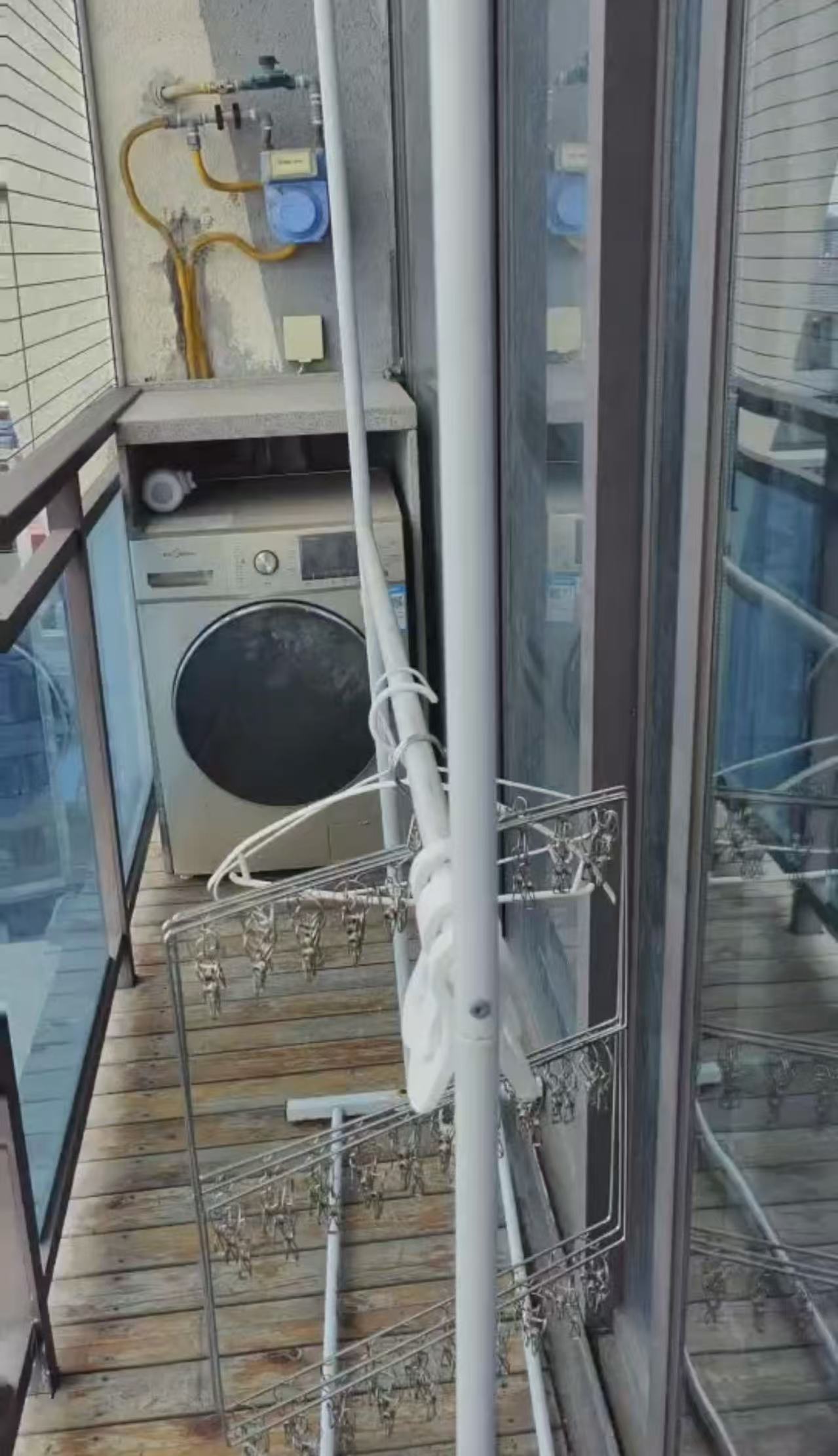 保利中央海岸一二期 2室2厅2卫 2400.0元/月 保利中央海岸一二期 2室2厅2卫 2400.0元/月室内图