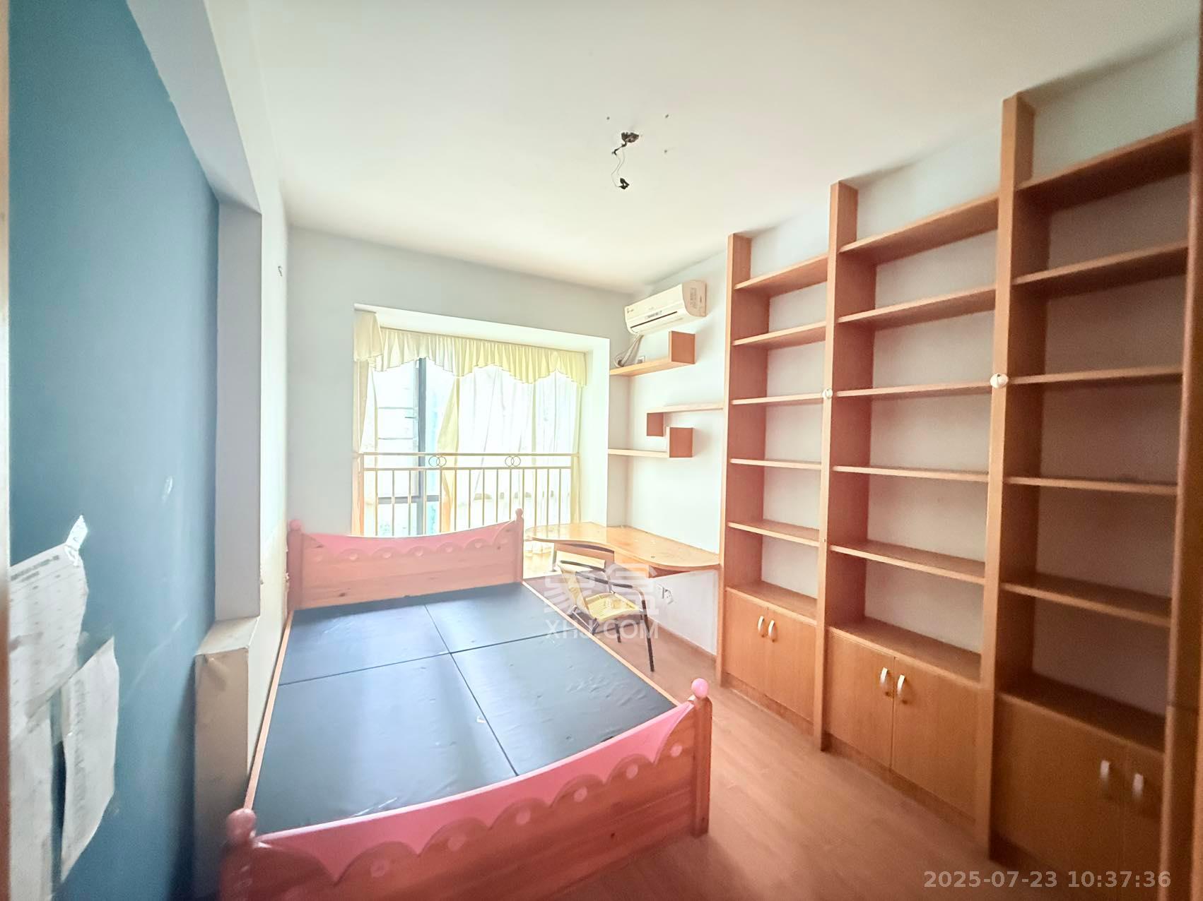 华盛新外滩  3室2厅2卫    3100.0元/月室内图