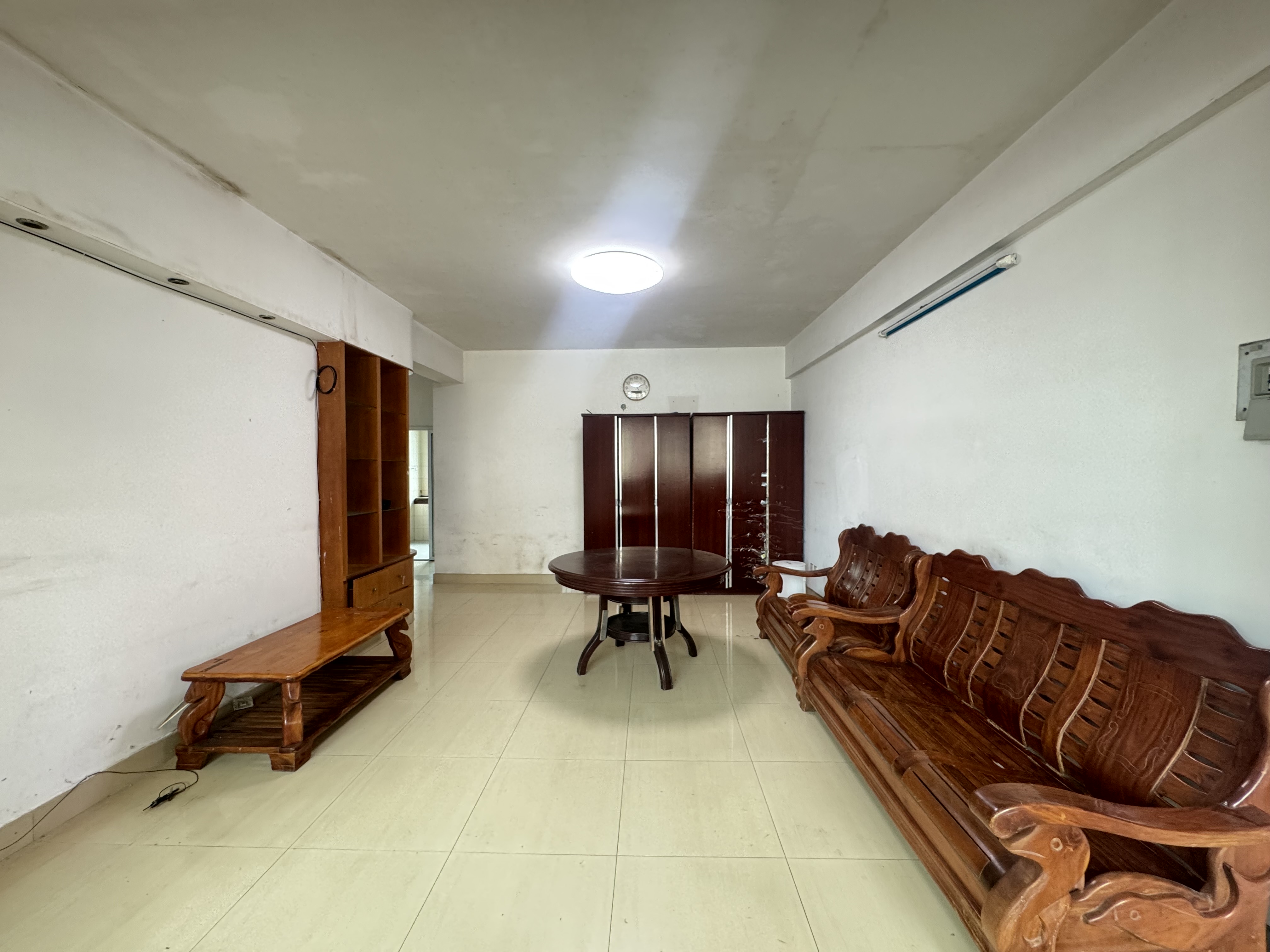 永旺商厦 3室2厅1卫 2000.0元/月 永旺商厦 3室2厅1卫 2000.0元/月室内图