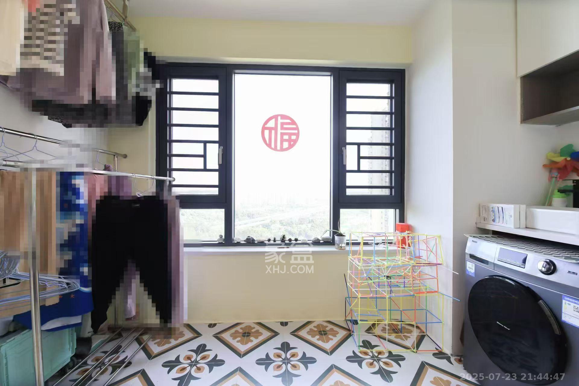 金科集美天辰  3室2厅1卫   2500.00元/月室内图