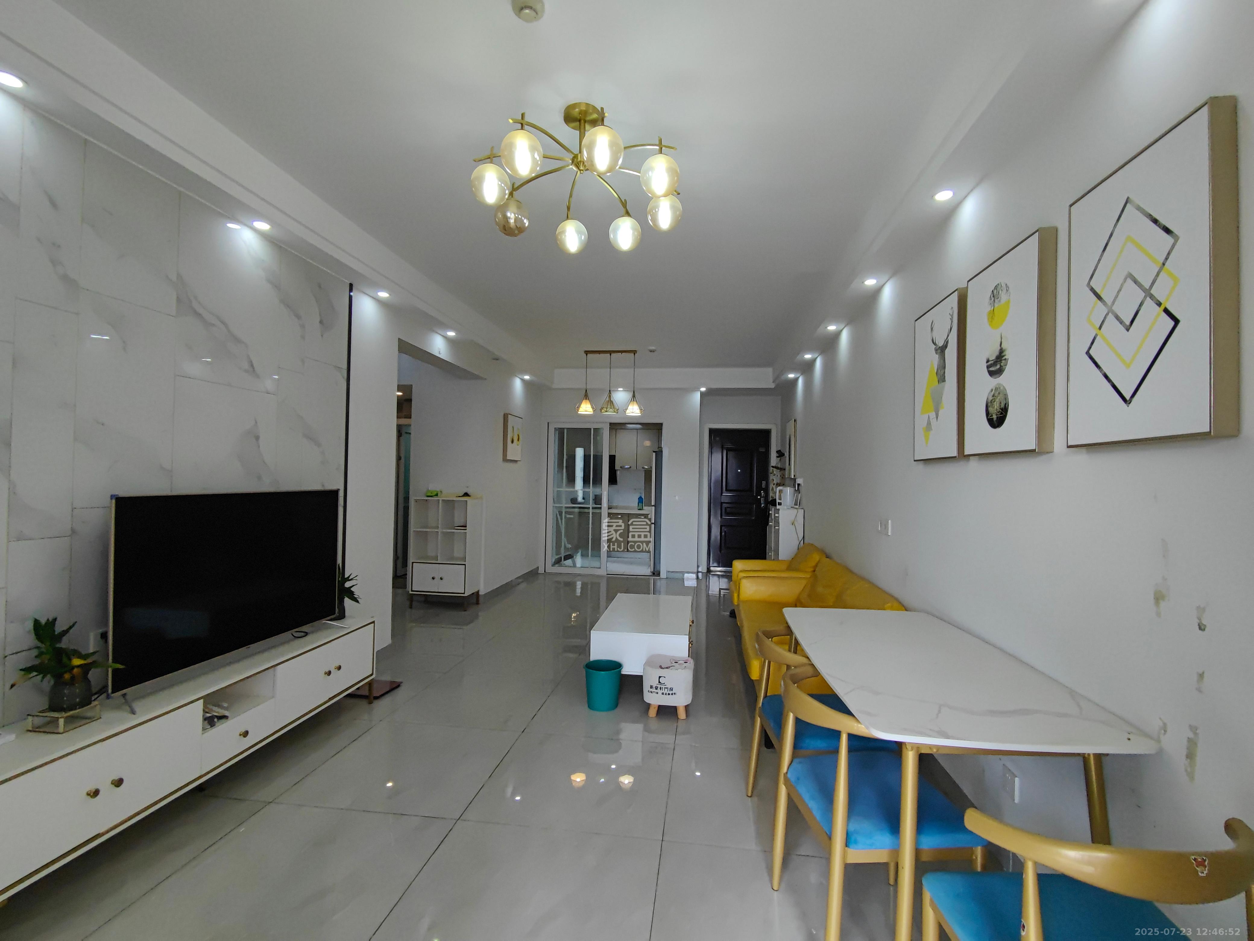 中建梅溪湖中心  3室2厅2卫    3300.0元/月室内图
