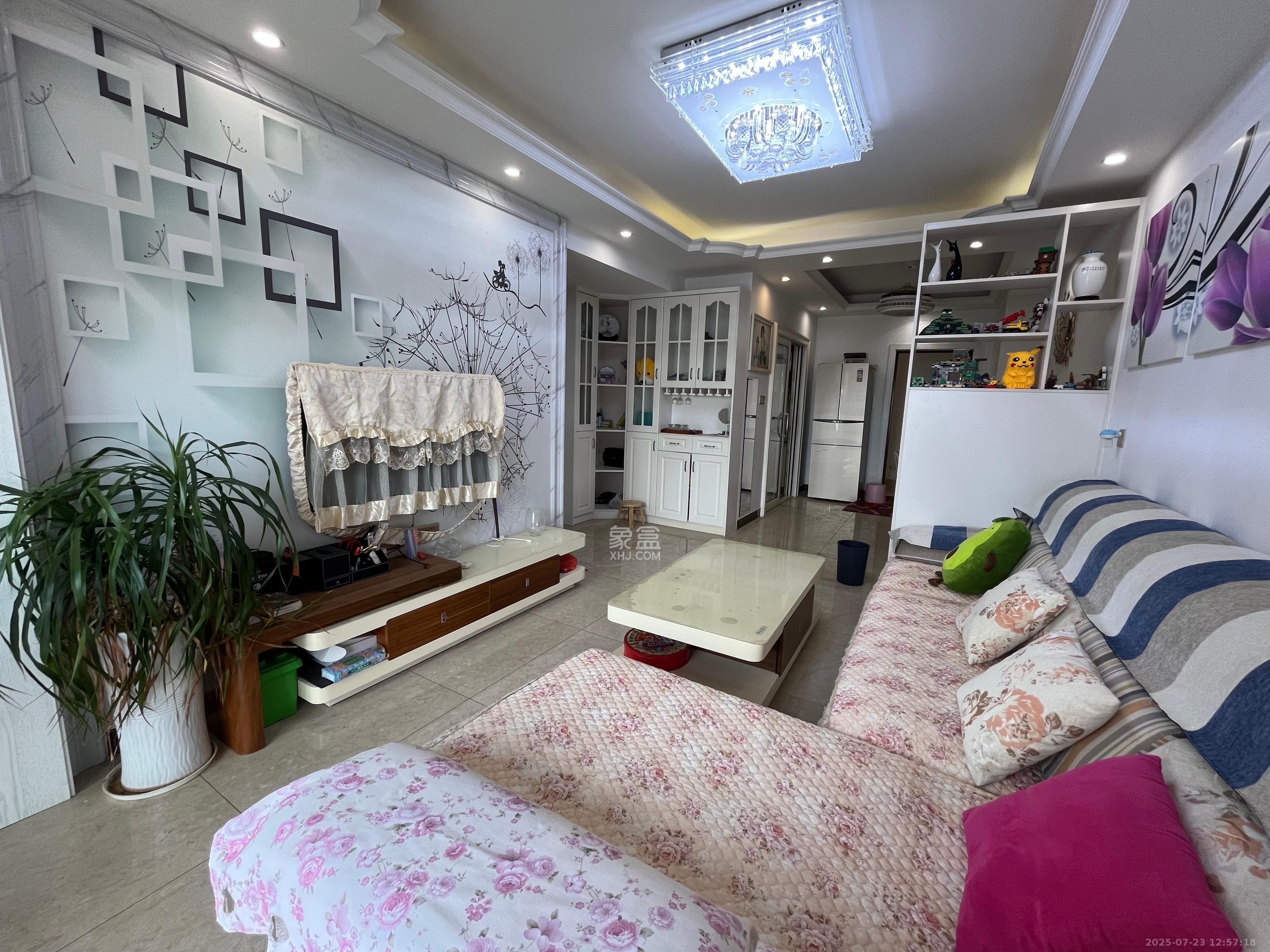 MOMA当代广场  3室2厅1卫   2400.00元/月室内图