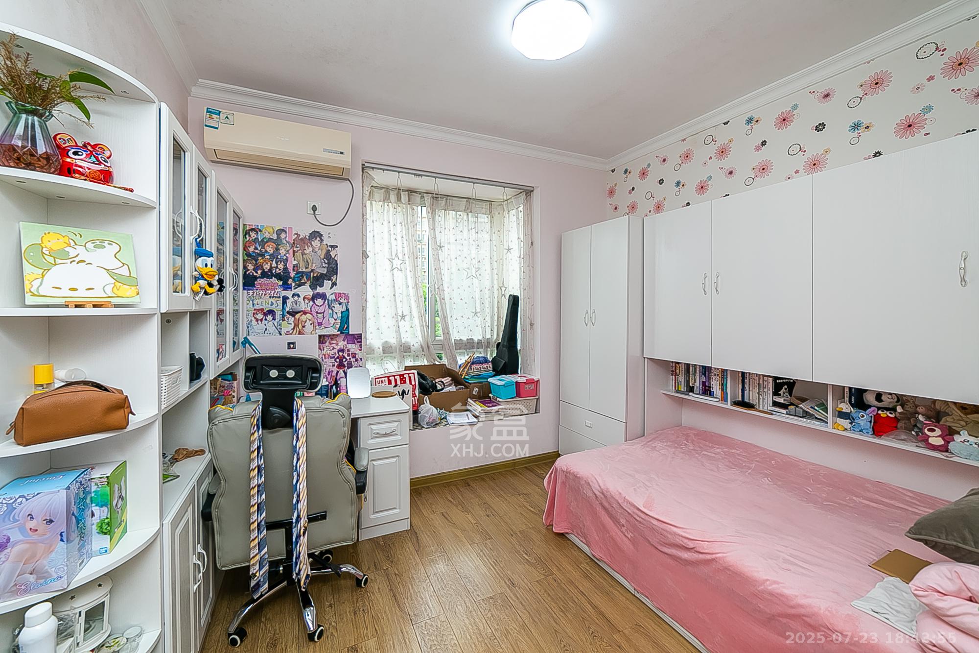 金碧文华 3室2厅1卫 88.0万 金碧文华 3室2厅1卫 88.0万卧室